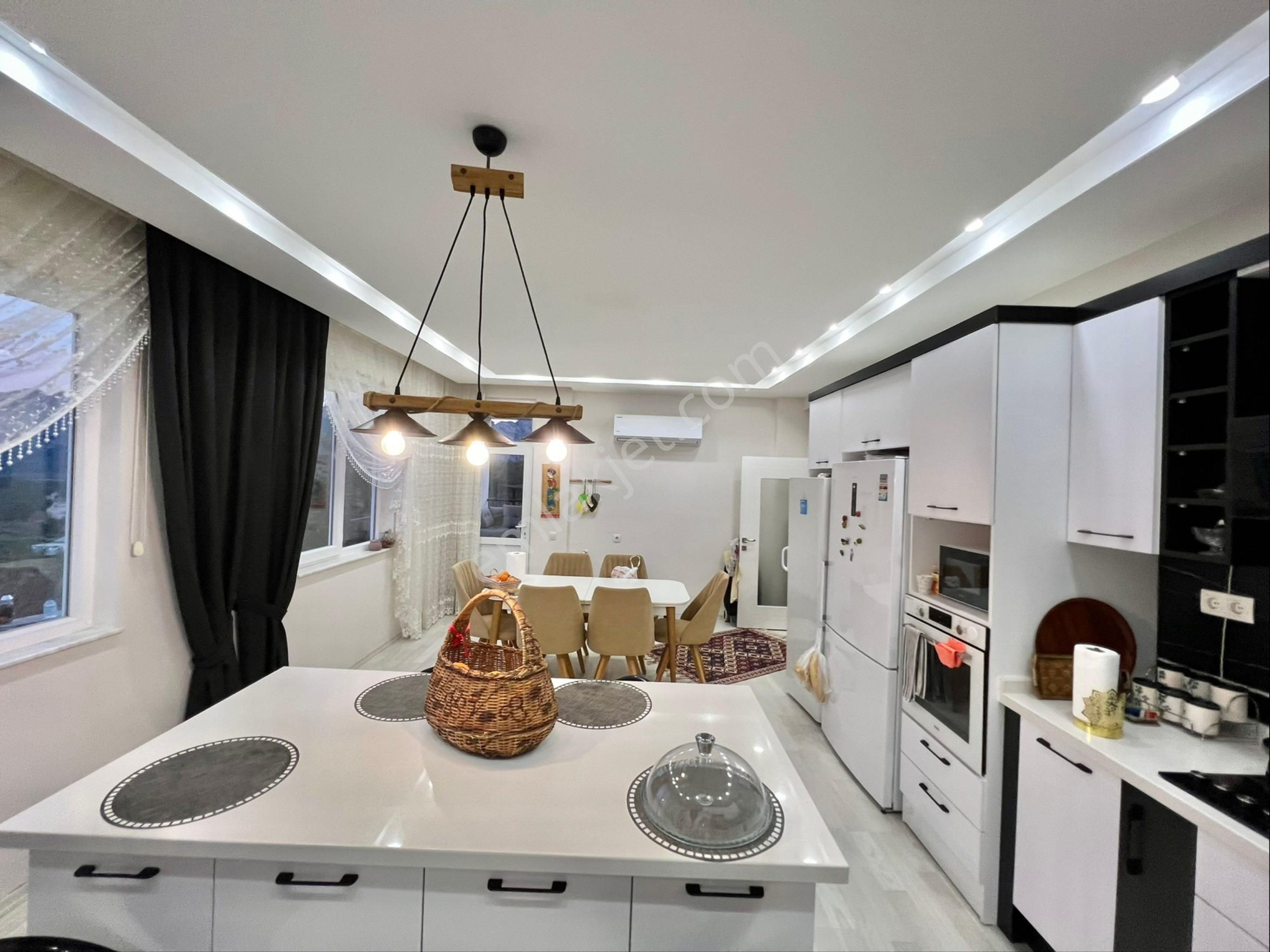 Konyaaltı Akdamlar 5+1 Lüks Eşyalı Kiralık Villa - Görsel 10