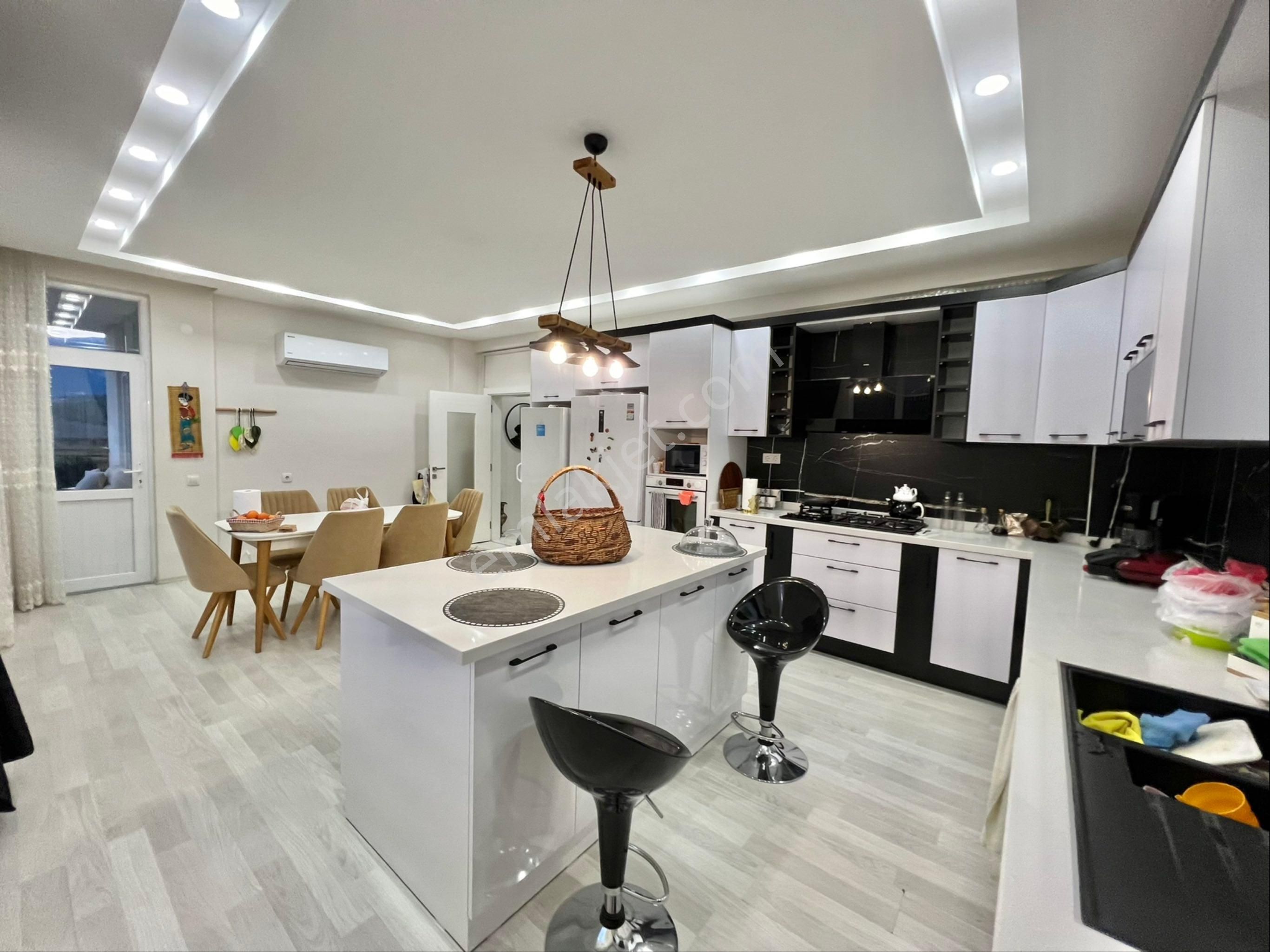 Konyaaltı Akdamlar 5+1 Lüks Eşyalı Kiralık Villa - Görsel 13