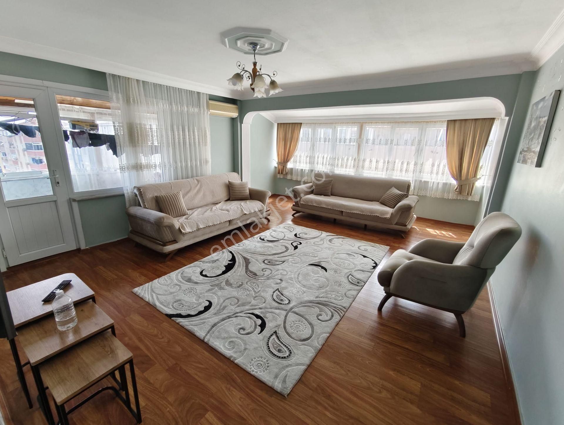 Yunusemre Mah'de Pazara,ulaşıma Yakın 150m2 3+1 Dublex Daire