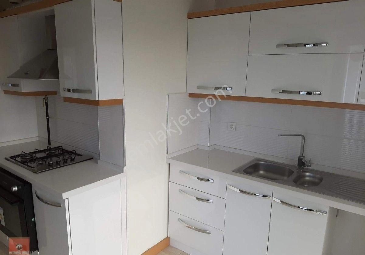 Efeler Girne'de 2+1doğalgazlı Daire