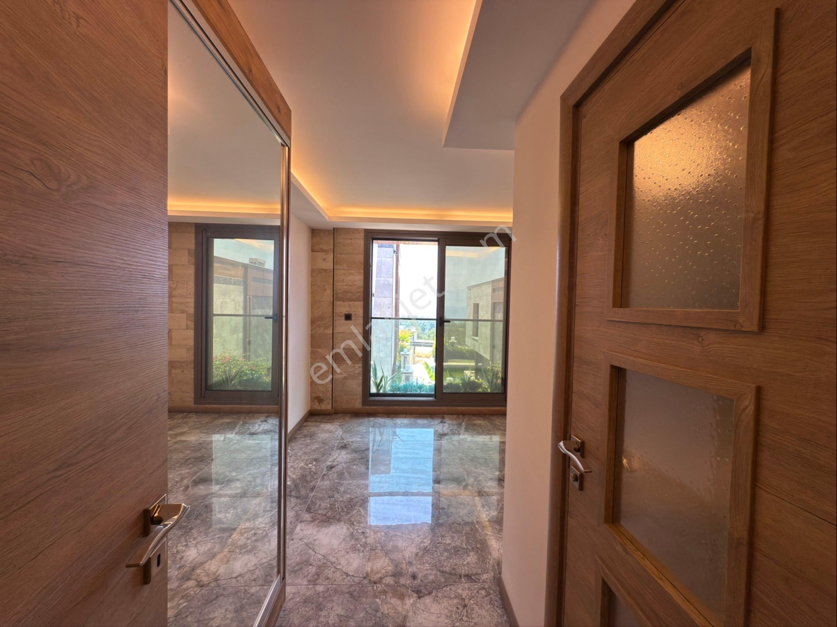 Kadınlar Denizi İnfinity Luxury Villalarında Satılık Deniz Manzaralı Villa - Görsel 30