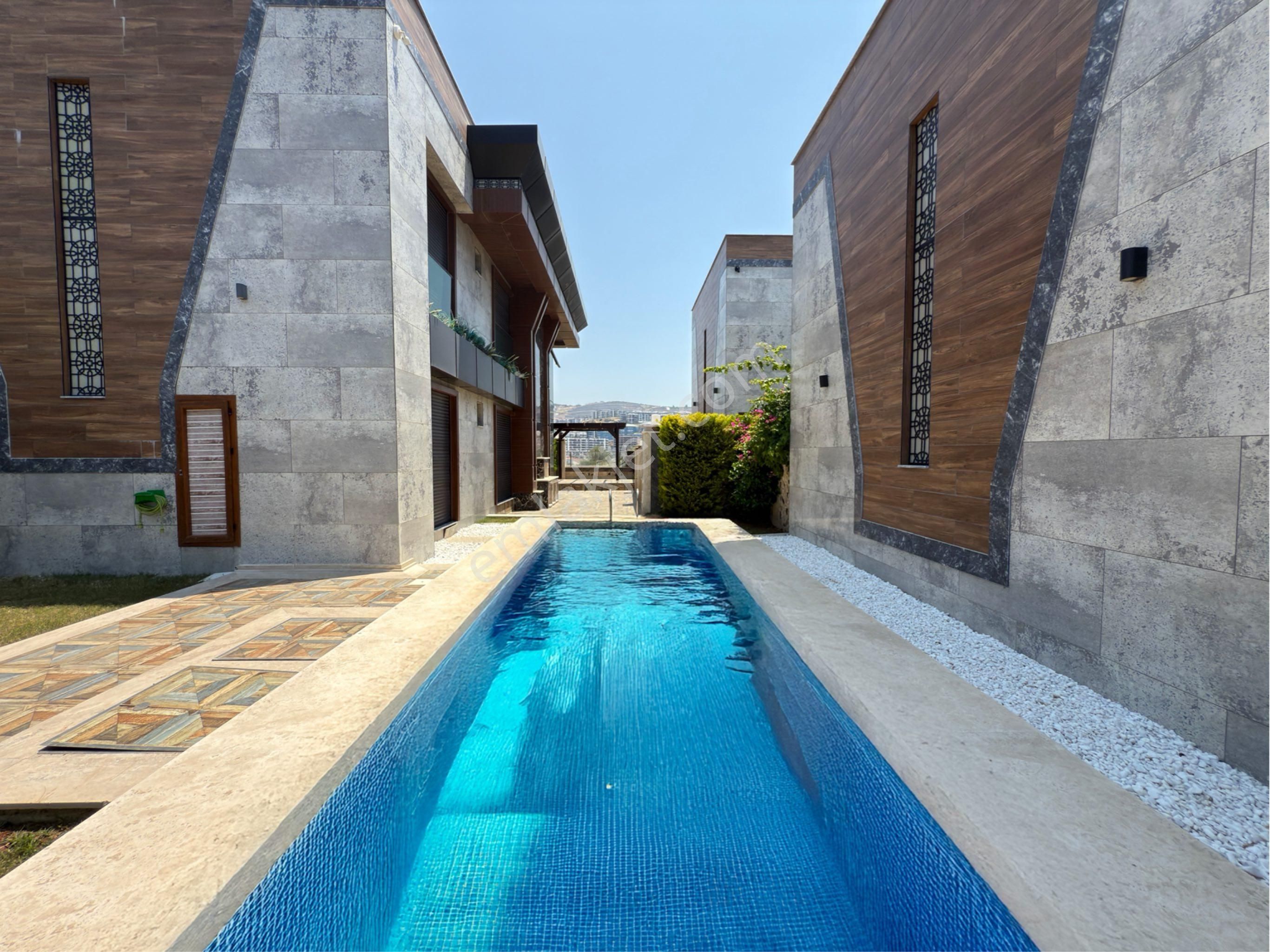 Kadınlar Denizi İnfinity Luxury Villalarında Satılık Deniz Manzaralı Villa - Görsel 3