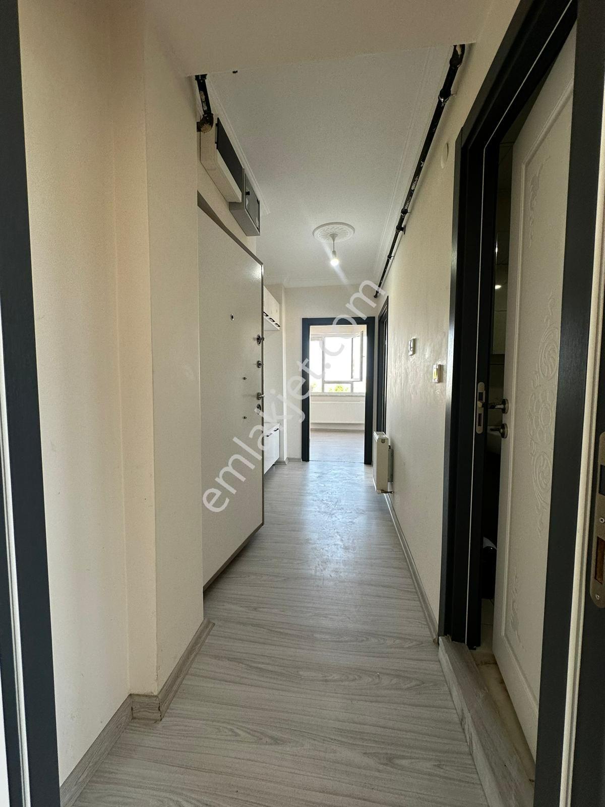 M-75 71 Evler Mahallesinde Kiralık 2+0 Daire - Görsel 4