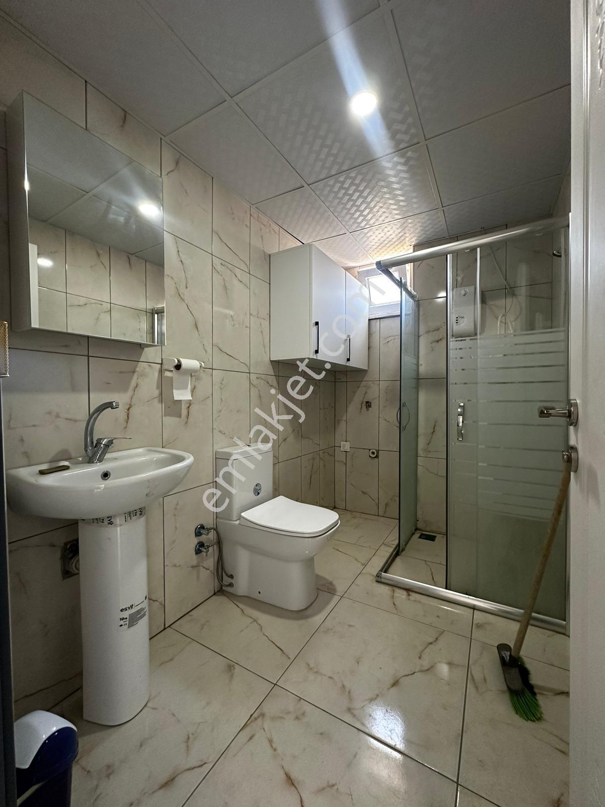 M-75 71 Evler Mahallesinde Kiralık 2+0 Daire - Görsel 7