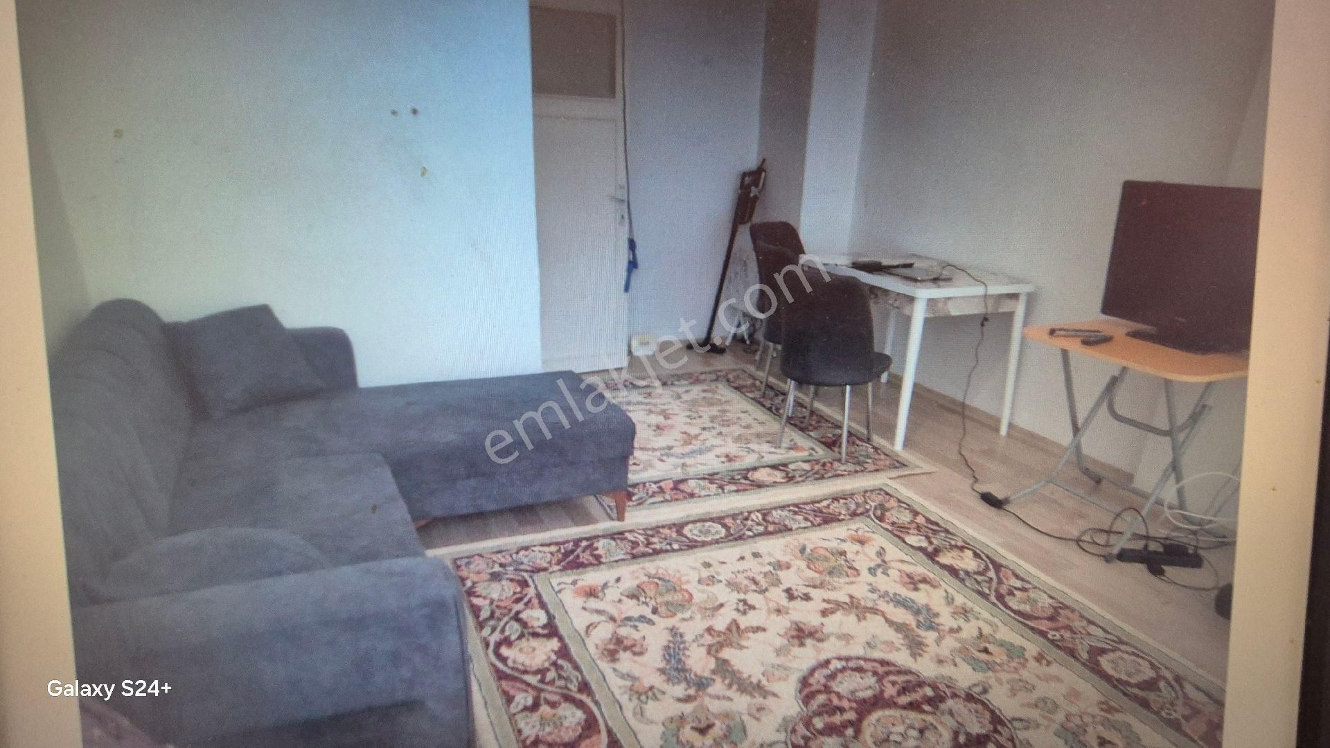 Çevreli Caddesinde Güney Ve Ön Cephe Başkent Emlaktan Satılık Daire
