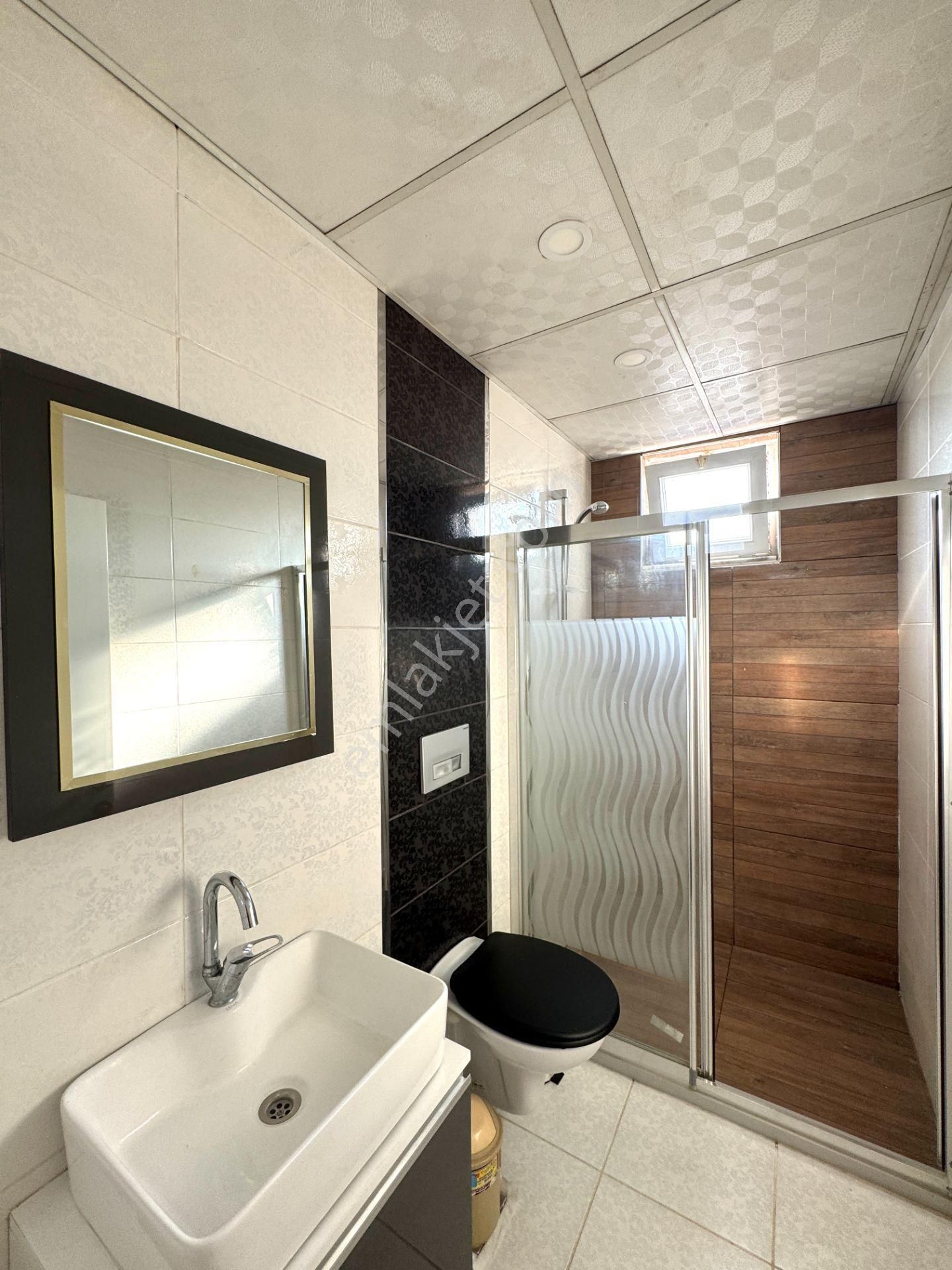 Etilerde Ebeveyn Banyolu Çift Teraslı Asansörlü Geniş 3+1 Daire - Görsel 28