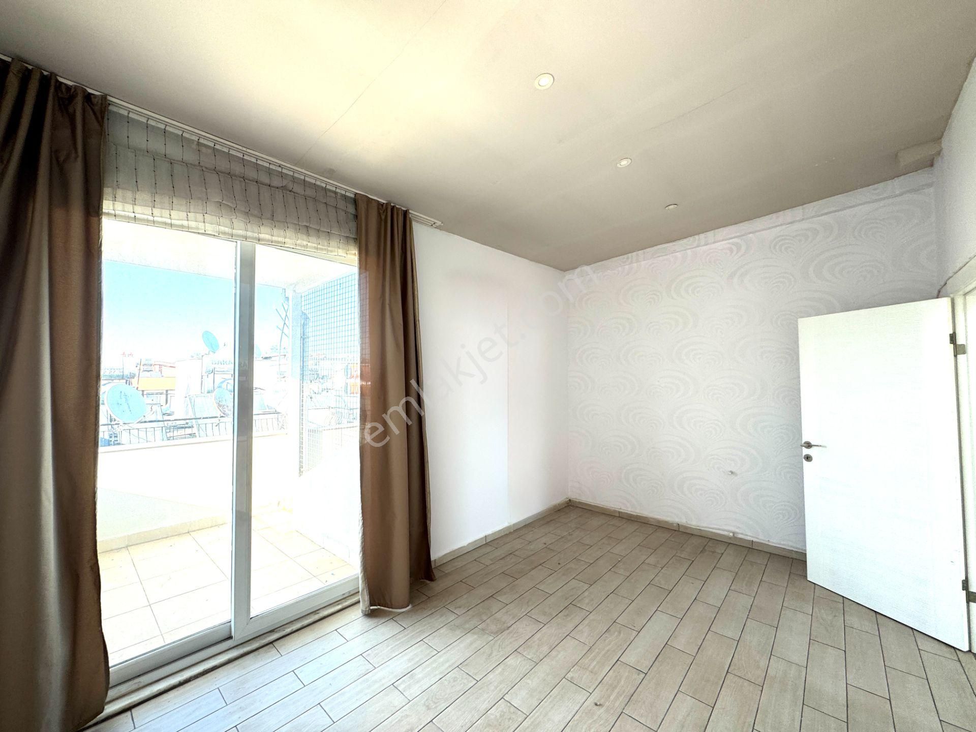 Etilerde Ebeveyn Banyolu Çift Teraslı Asansörlü Geniş 3+1 Daire - Görsel 18