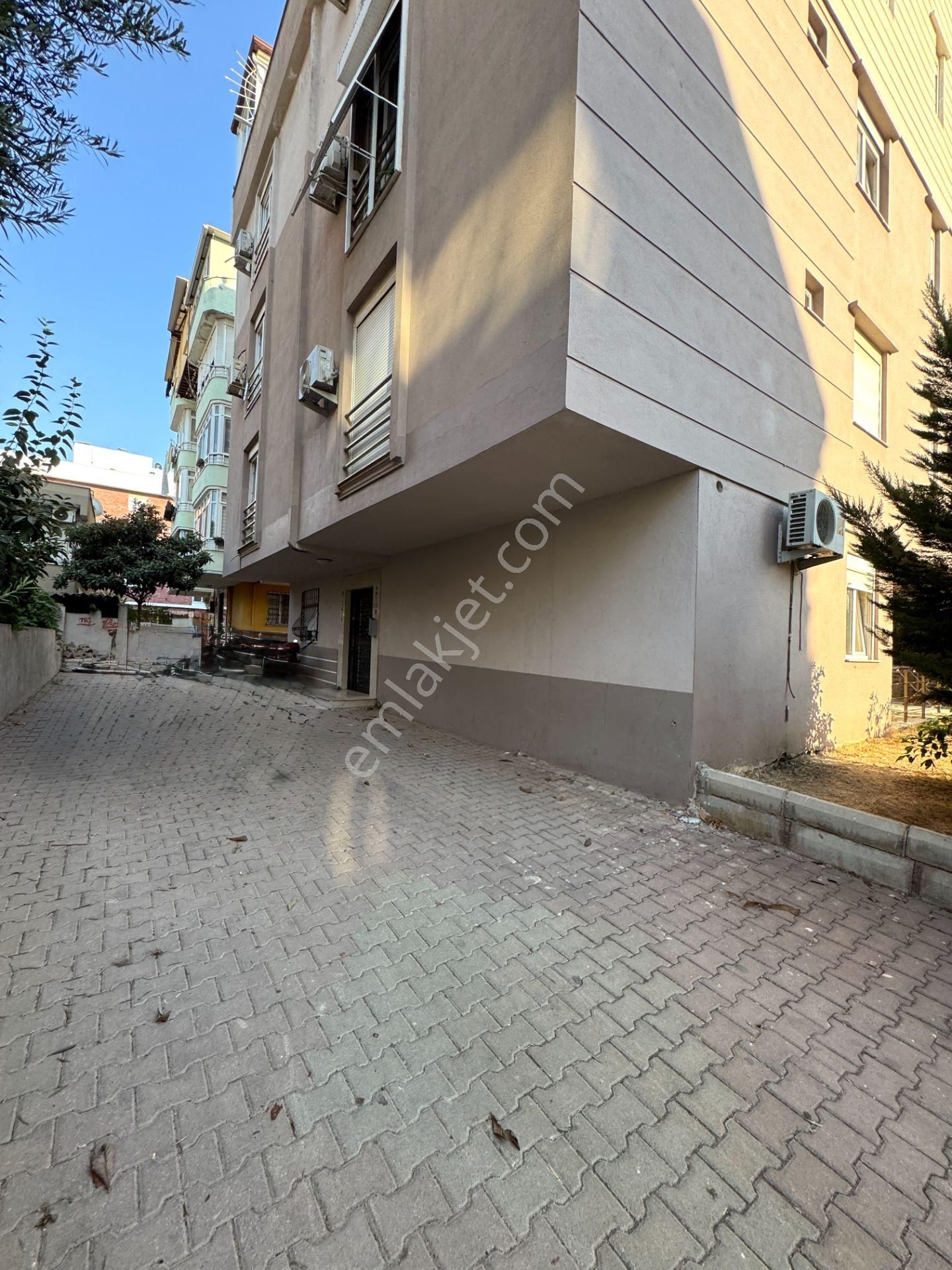 Etilerde Ebeveyn Banyolu Çift Teraslı Asansörlü Geniş 3+1 Daire - Görsel 31