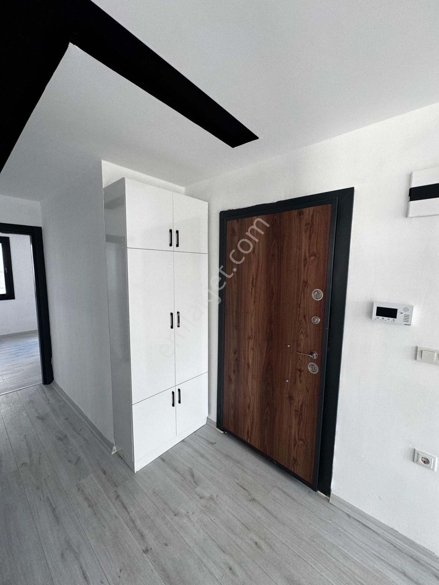 Mersin/erdemli/yukarı Alata'da Satılık 2+1 Daire