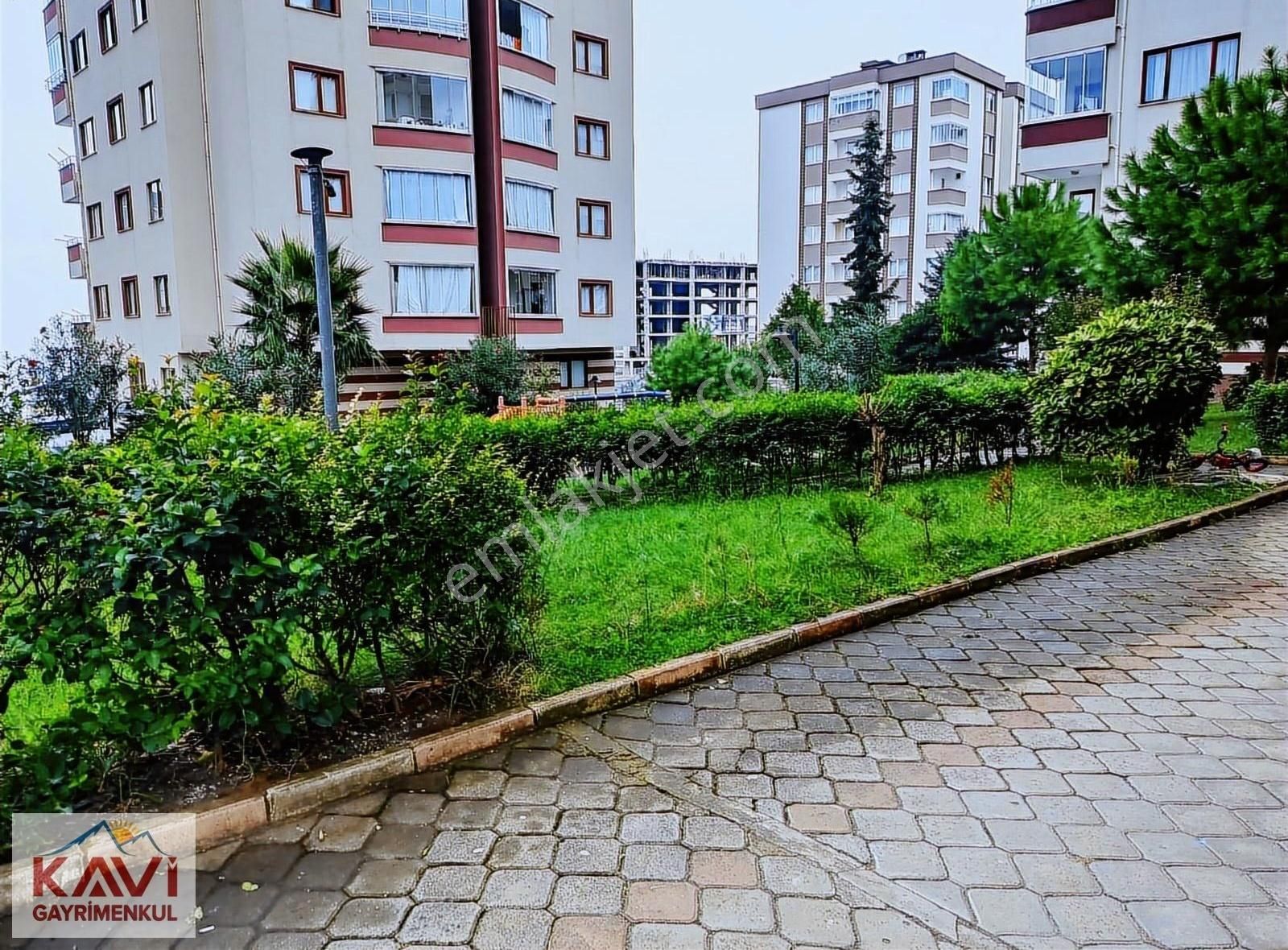 Aydınlıkevlerde Satılık Daire / Kavi Gayrimenkulden