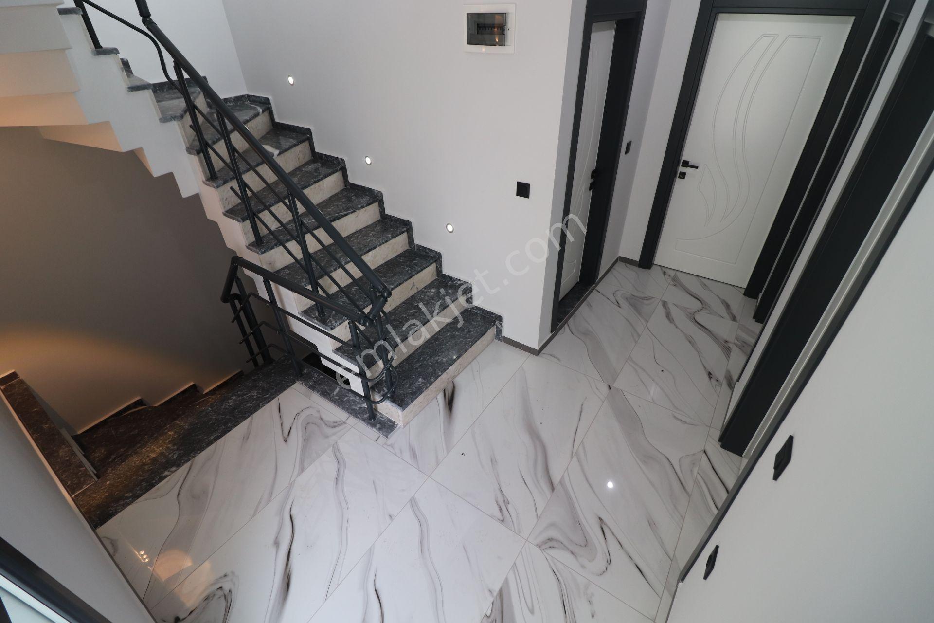 Irmaksudan Zeytinli De Doğanın İçinde Dağ Manzaralı 4+1 Villa - Görsel 23