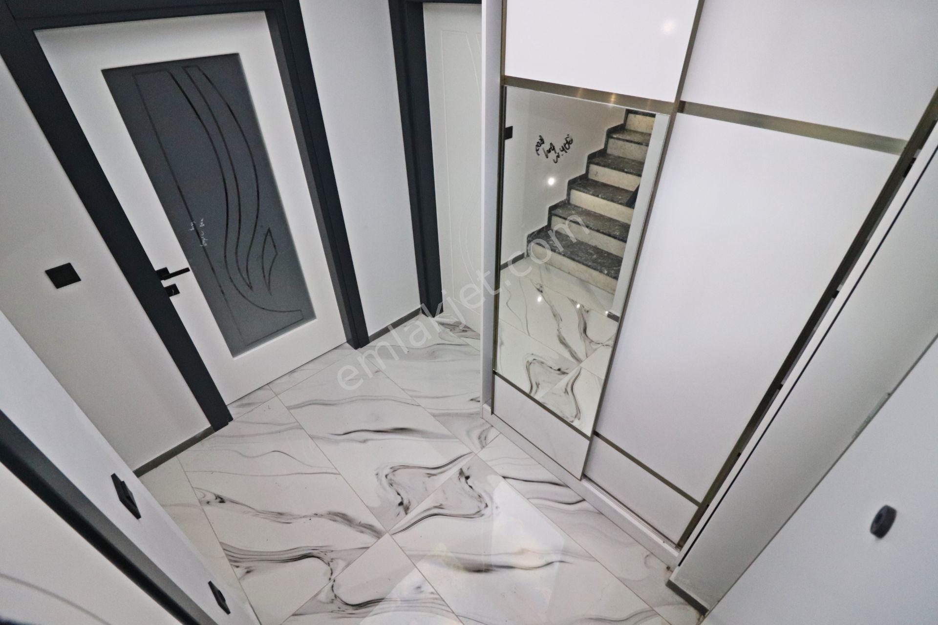 Irmaksudan Zeytinli De Doğanın İçinde Dağ Manzaralı 4+1 Villa - Görsel 11