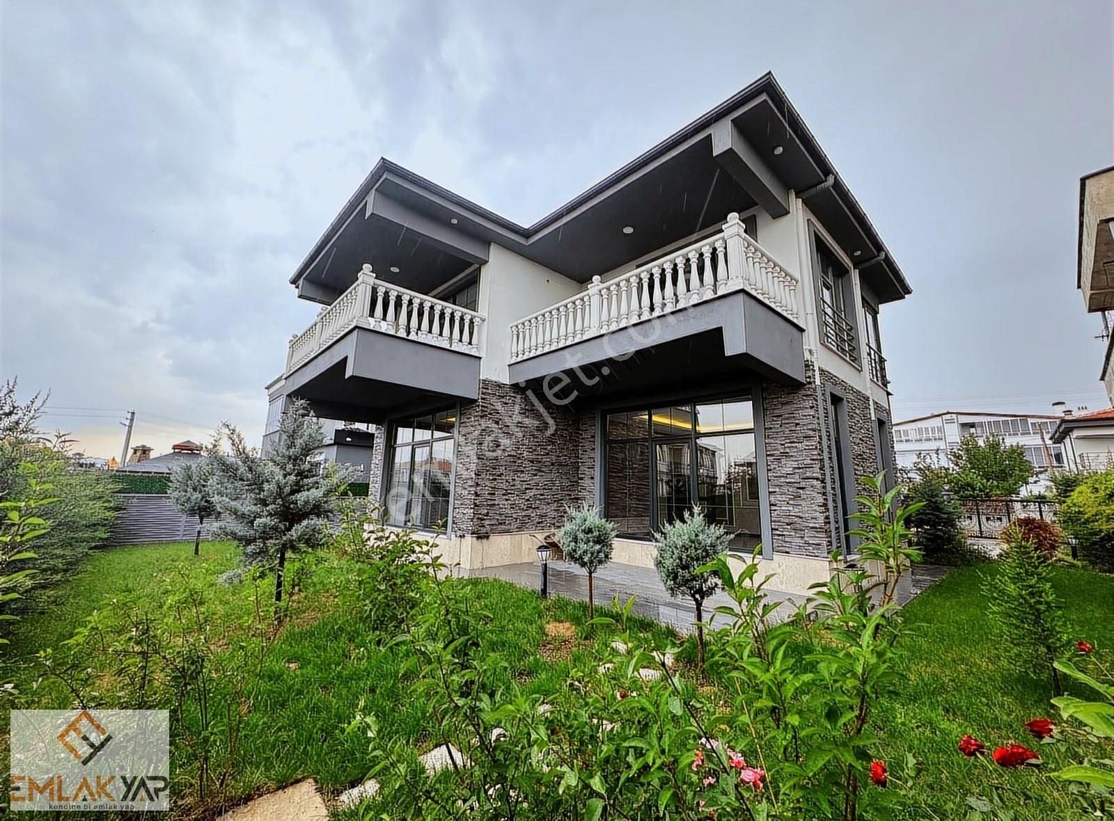 Harmancıkta Bölgenin En İyi Müstakil Villası