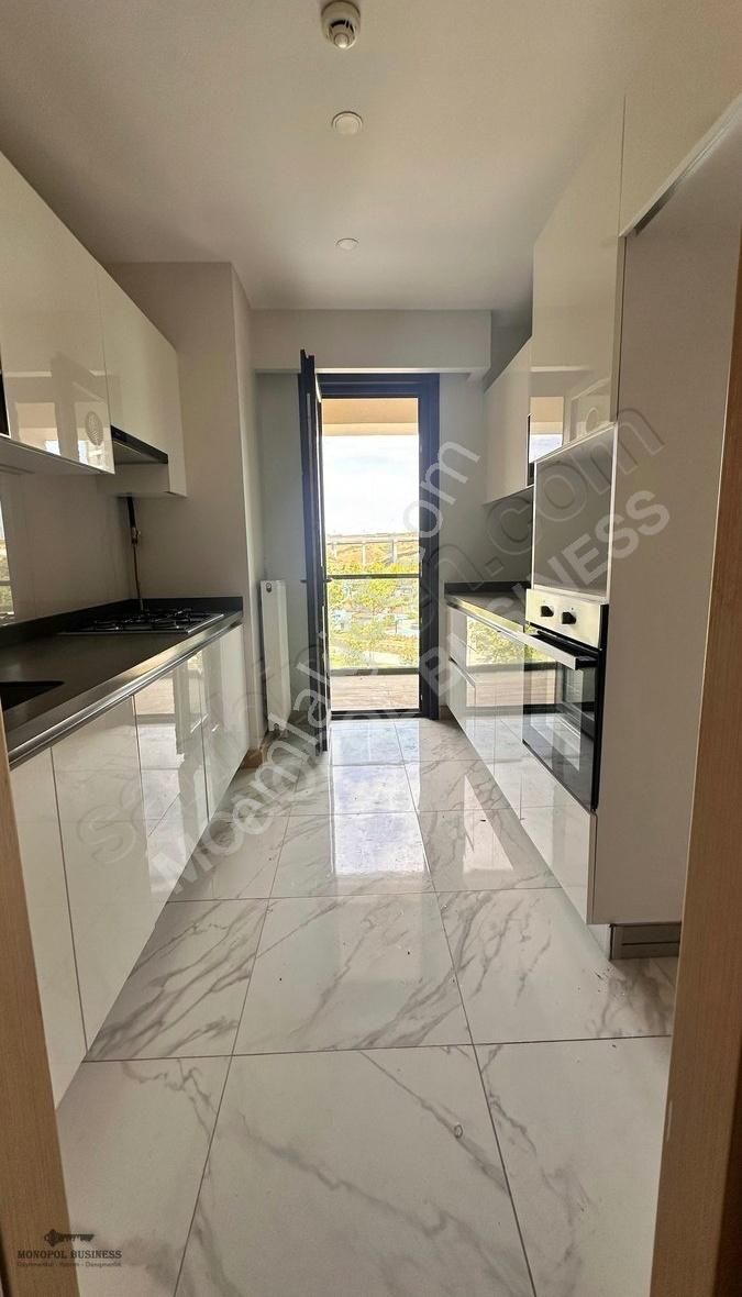 Başakşehir Hasbahçe Evleri 2+1 Boş Kullanıma Hazır Satılık Daire