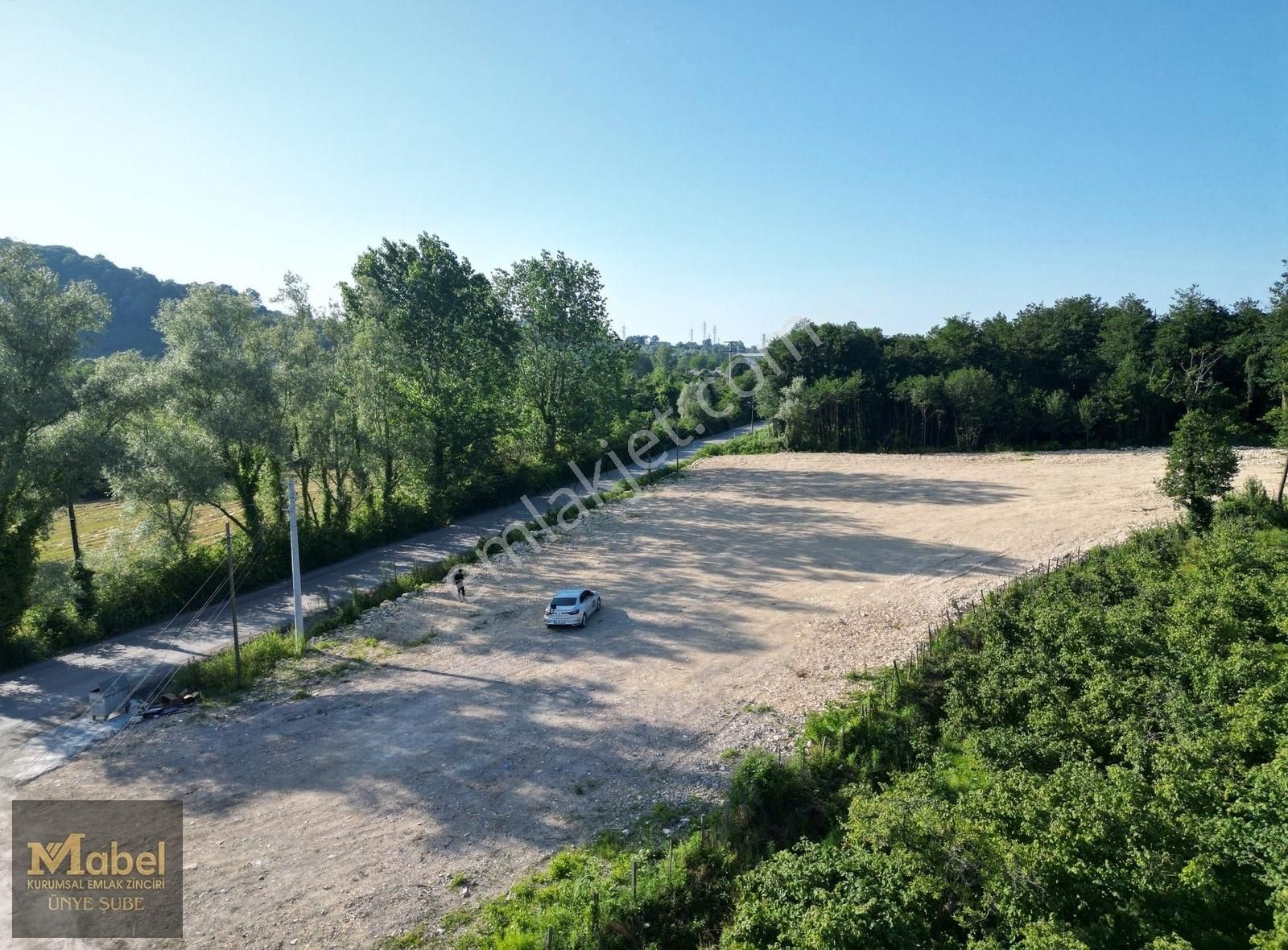 Mabel'den - Cevizdere'de 4240 M2 Anayola Sıfır Konumda Arsa