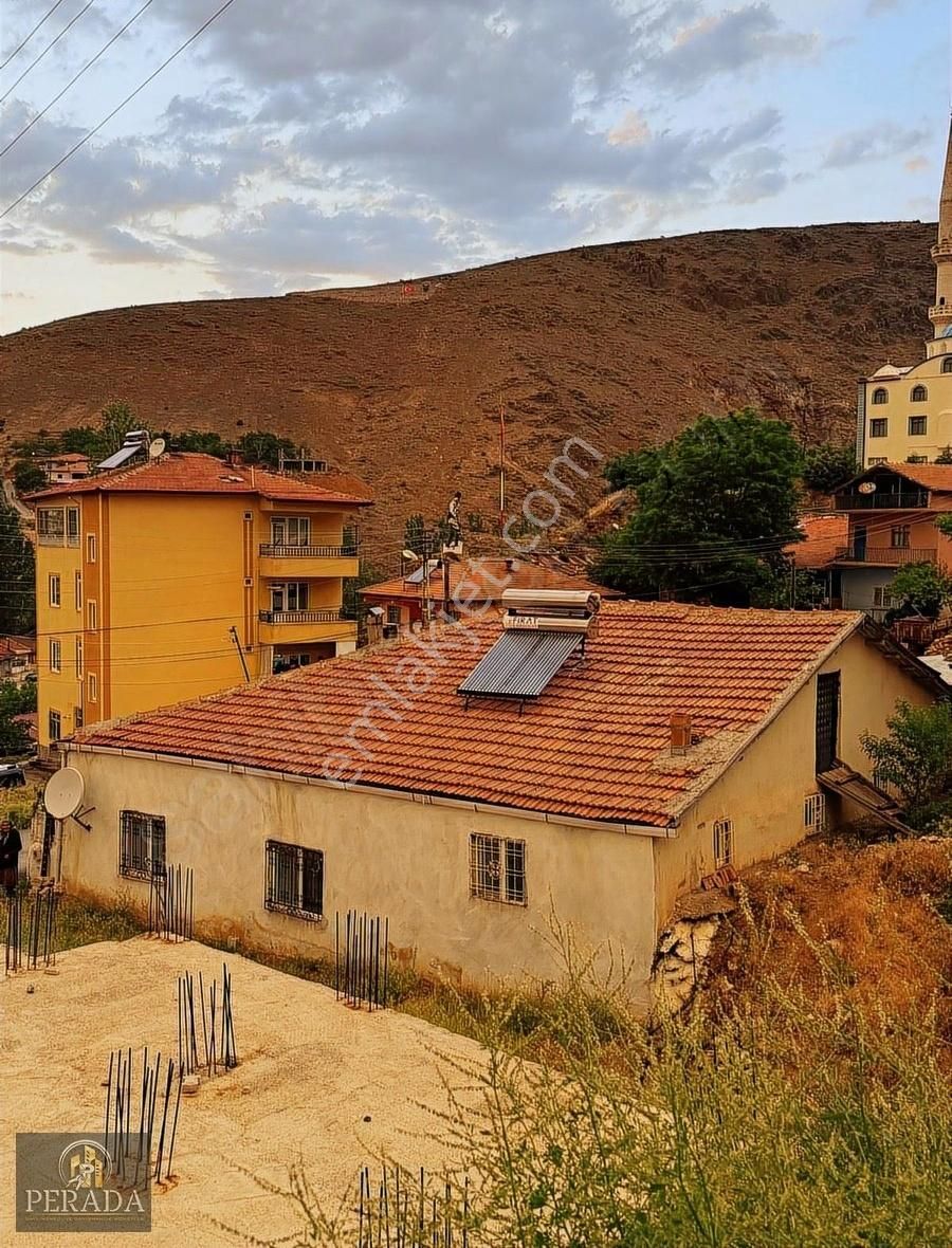Malatya Kuluncak İstiklal Mahallesi 367m2 Su Basmanı Bitmiş Arsa