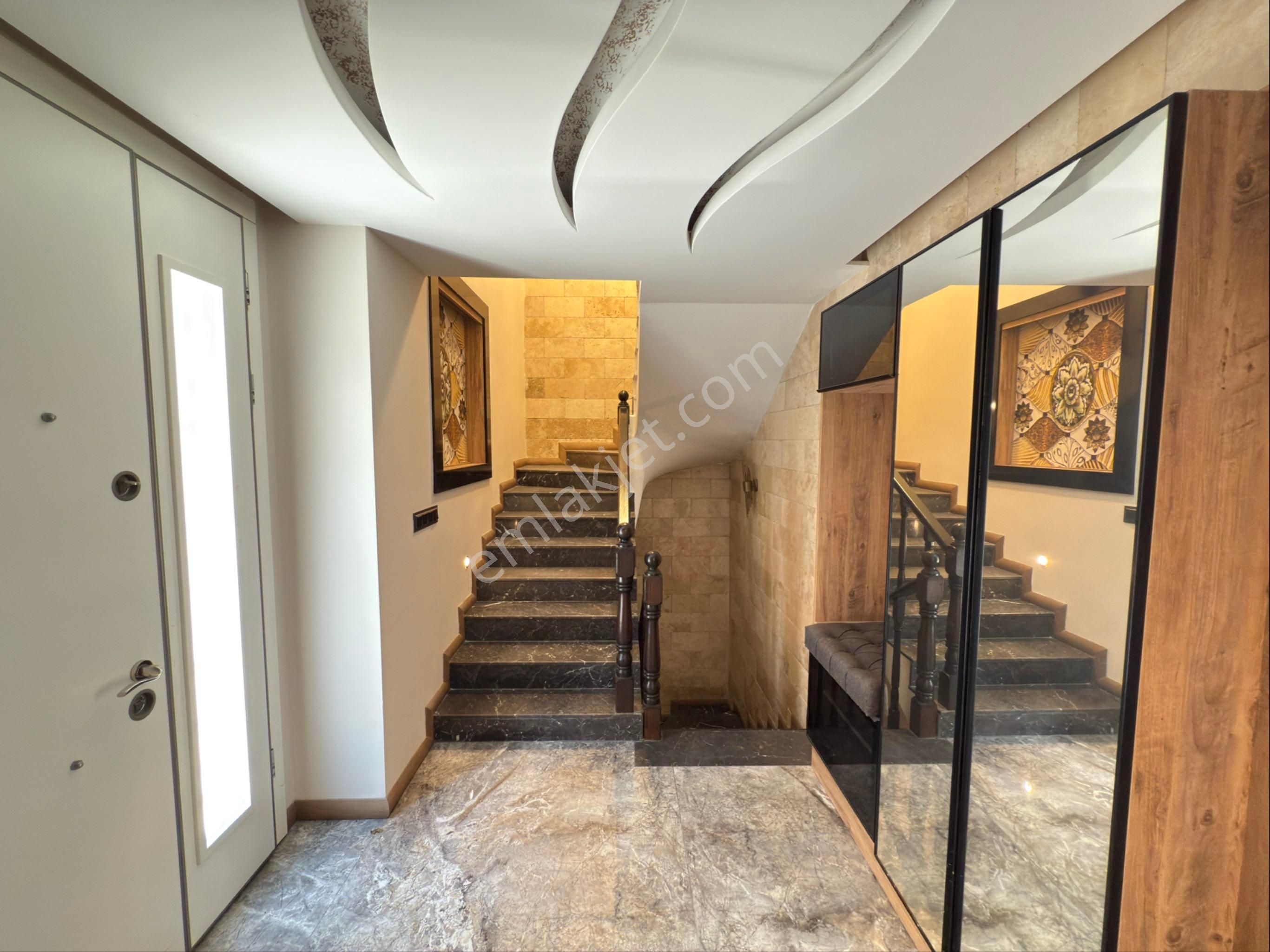 Kadınlar Denizi İnfinity Luxury Villalarında Satılık Deniz Manzaralı Villa - Görsel 18