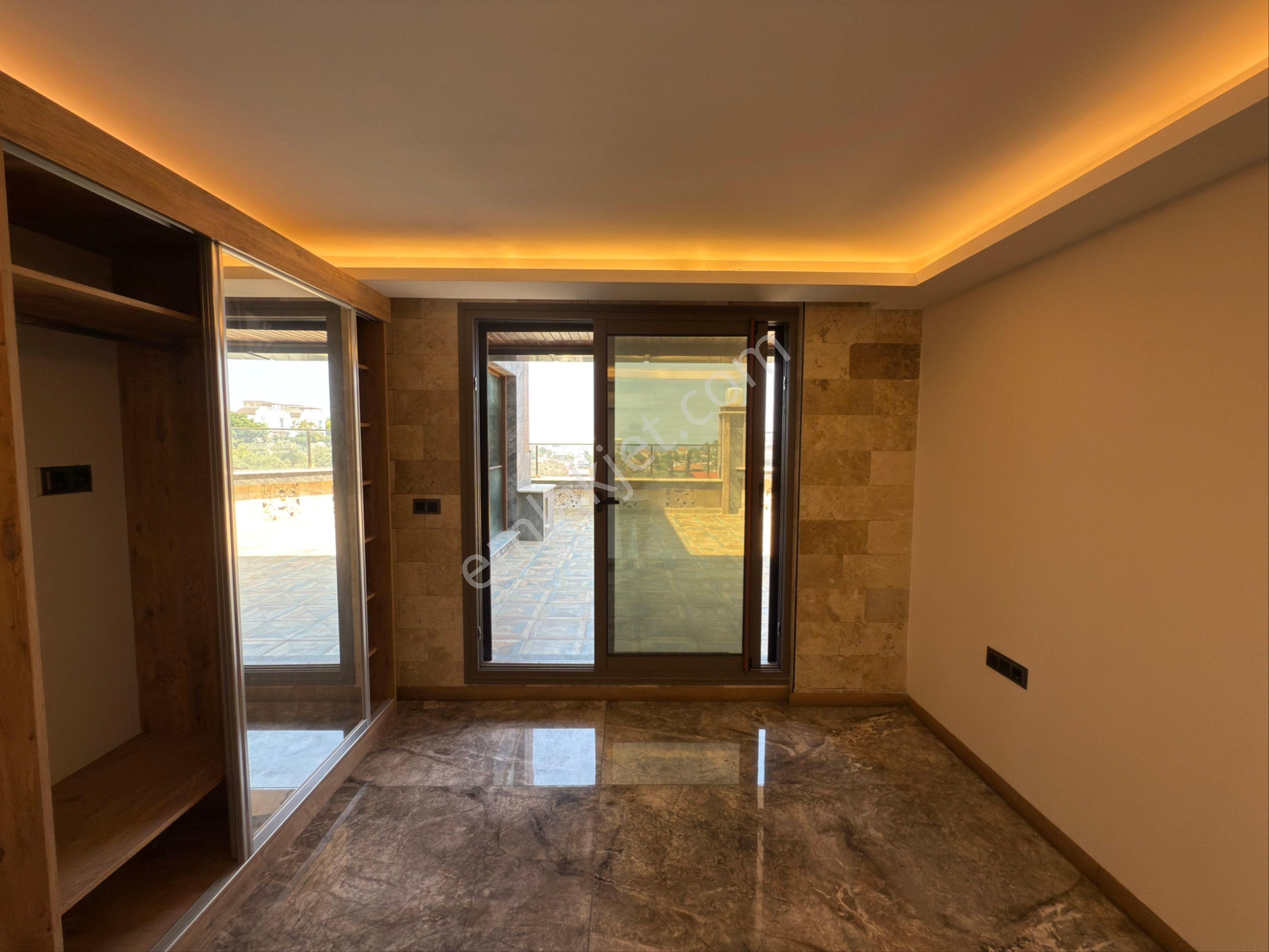 Kadınlar Denizi İnfinity Luxury Villalarında Satılık Deniz Manzaralı Villa - Görsel 25