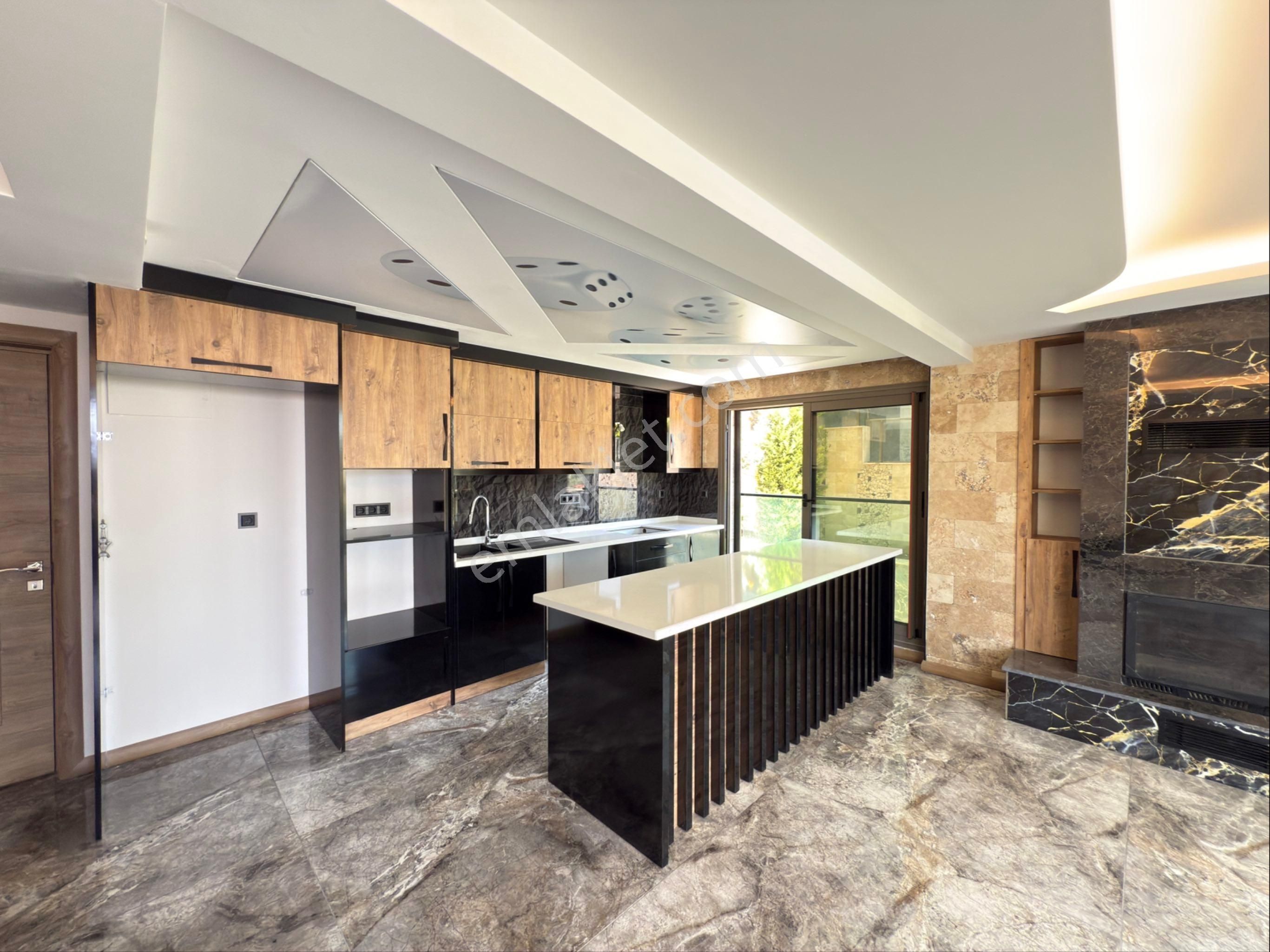 Kadınlar Denizi İnfinity Luxury Villalarında Satılık Deniz Manzaralı Villa - Görsel 19