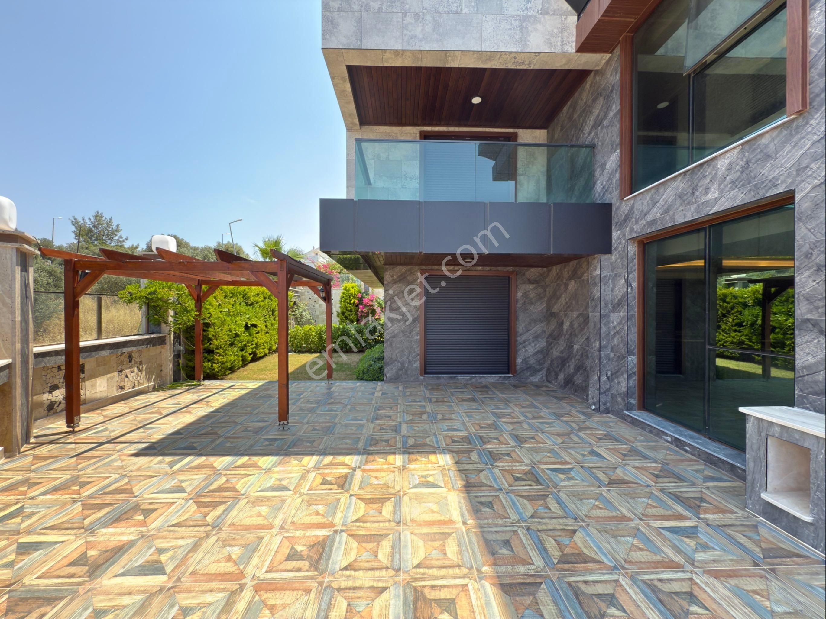 Kadınlar Denizi İnfinity Luxury Villalarında Satılık Deniz Manzaralı Villa - Görsel 8