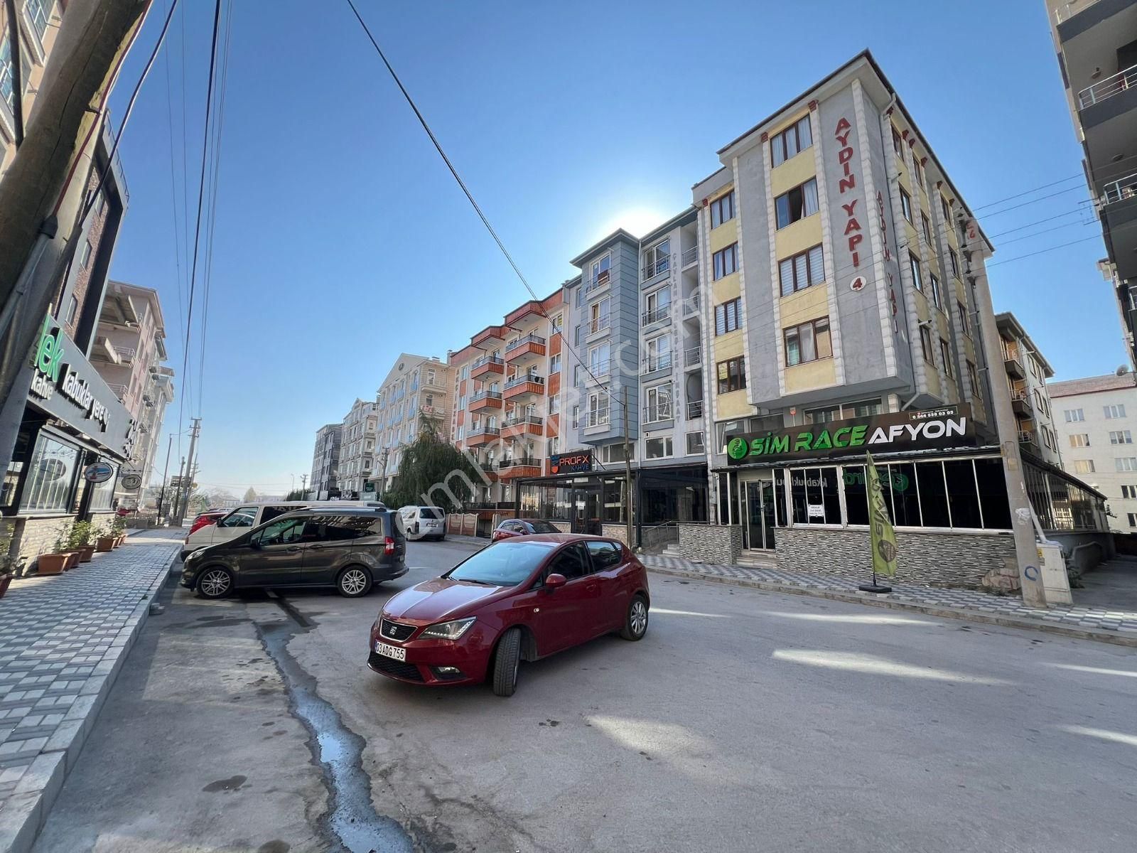 Erenlerde Ön Cephe Çekirdek Kafe Karşısı 2+0 Lüx Daire