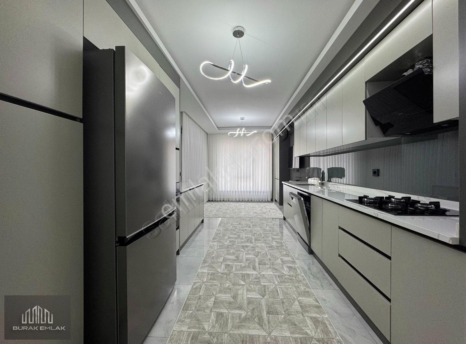 Burak'tan Özel İşçilikli Projede! K.garajlı 190m²ultralüx 4+1ler