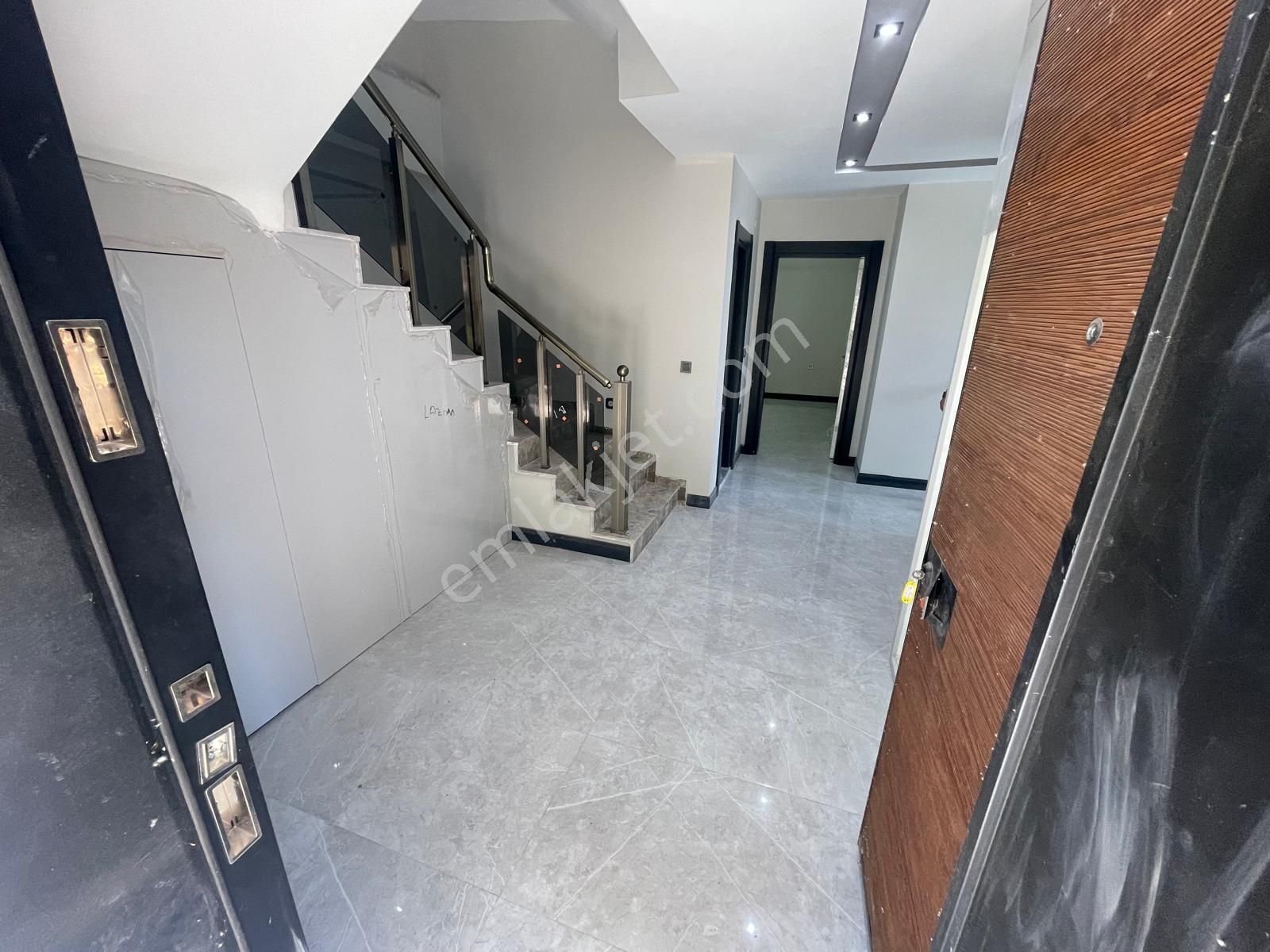 Poyraz Gayrimenkul'den Güre'de Satılık Sıfır Tek Müstakil Havuzlu Villa - Görsel 27