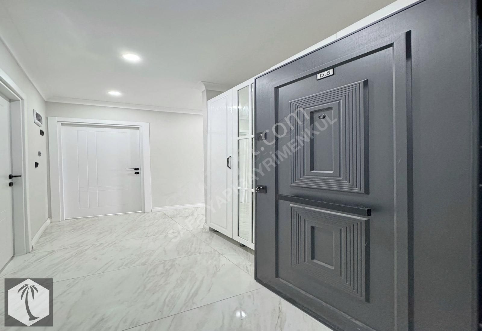 Safa Beylikdüzü Kısa Katlı Butik Sitede Geniş 3+1 Arakat - Görsel 3