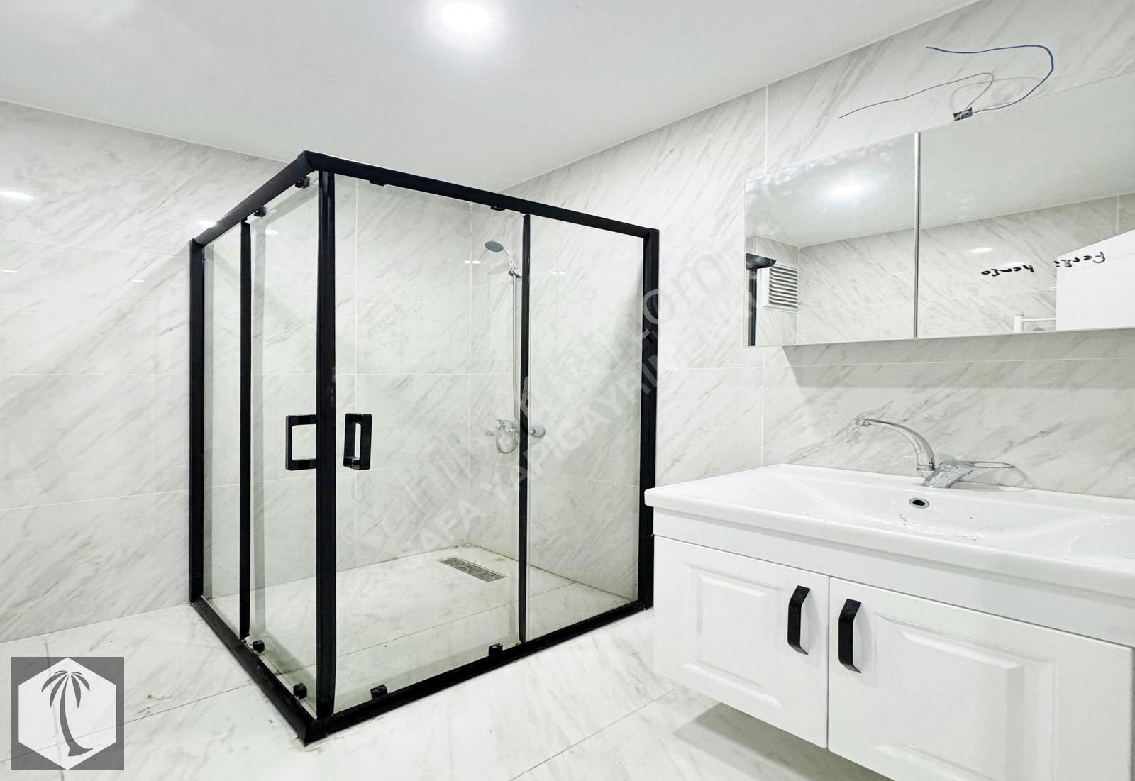 Safa Beylikdüzü Kısa Katlı Butik Sitede Geniş 3+1 Arakat - Görsel 13