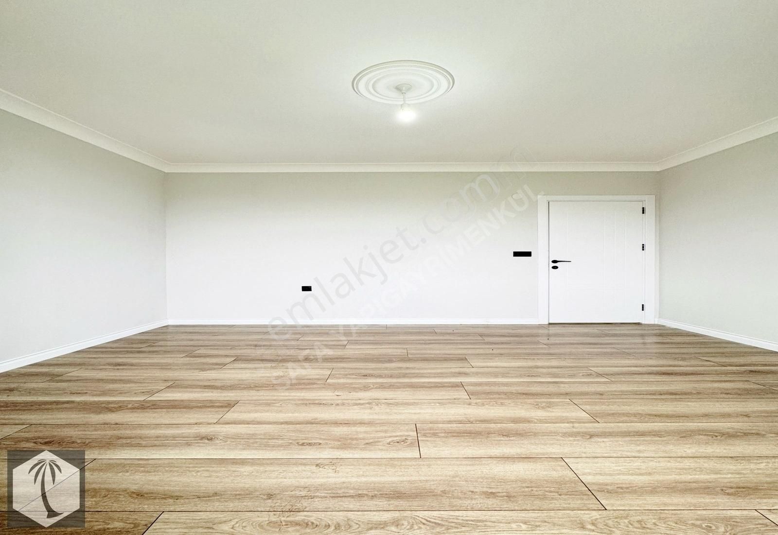 Safa Beylikdüzü Kısa Katlı Butik Sitede Geniş 3+1 Arakat - Görsel 23