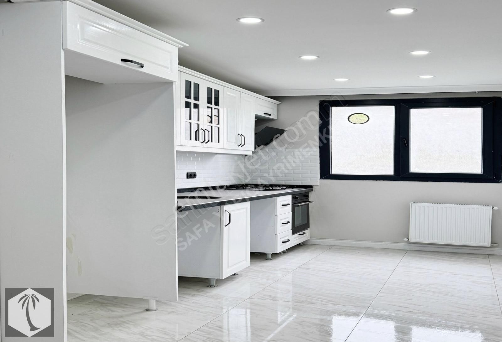 Safa Beylikdüzü Kısa Katlı Butik Sitede Geniş 3+1 Arakat - Görsel 25