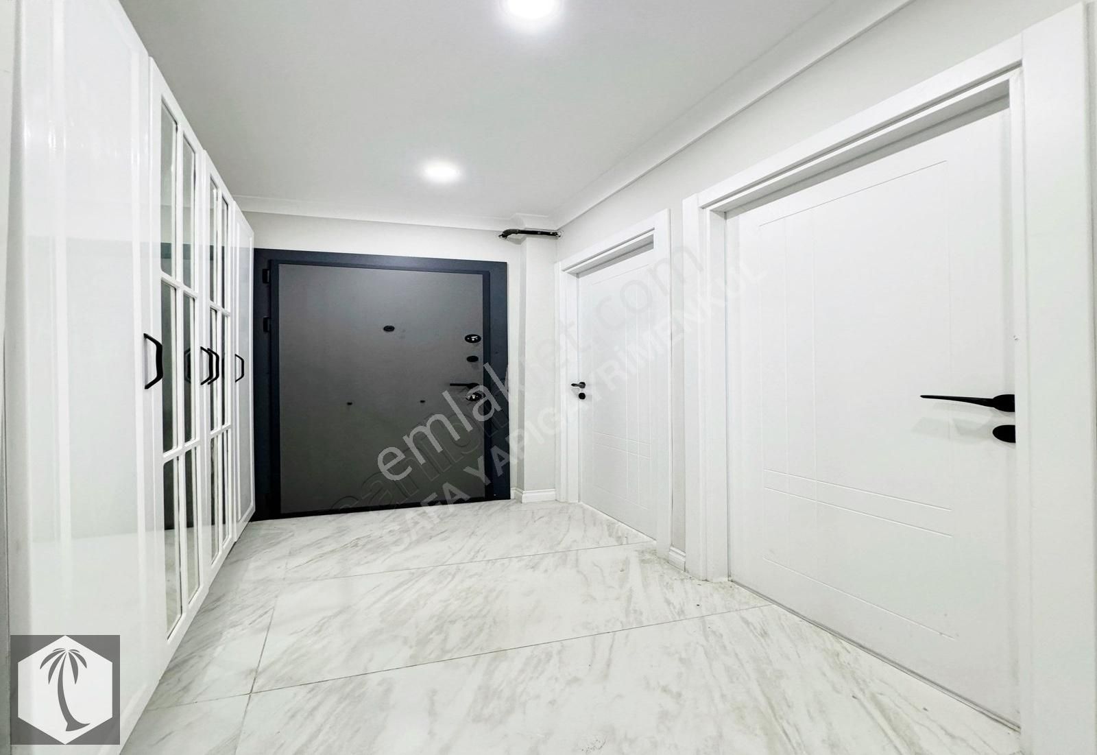 Safa Beylikdüzü Kısa Katlı Butik Sitede Geniş 3+1 Arakat - Görsel 11