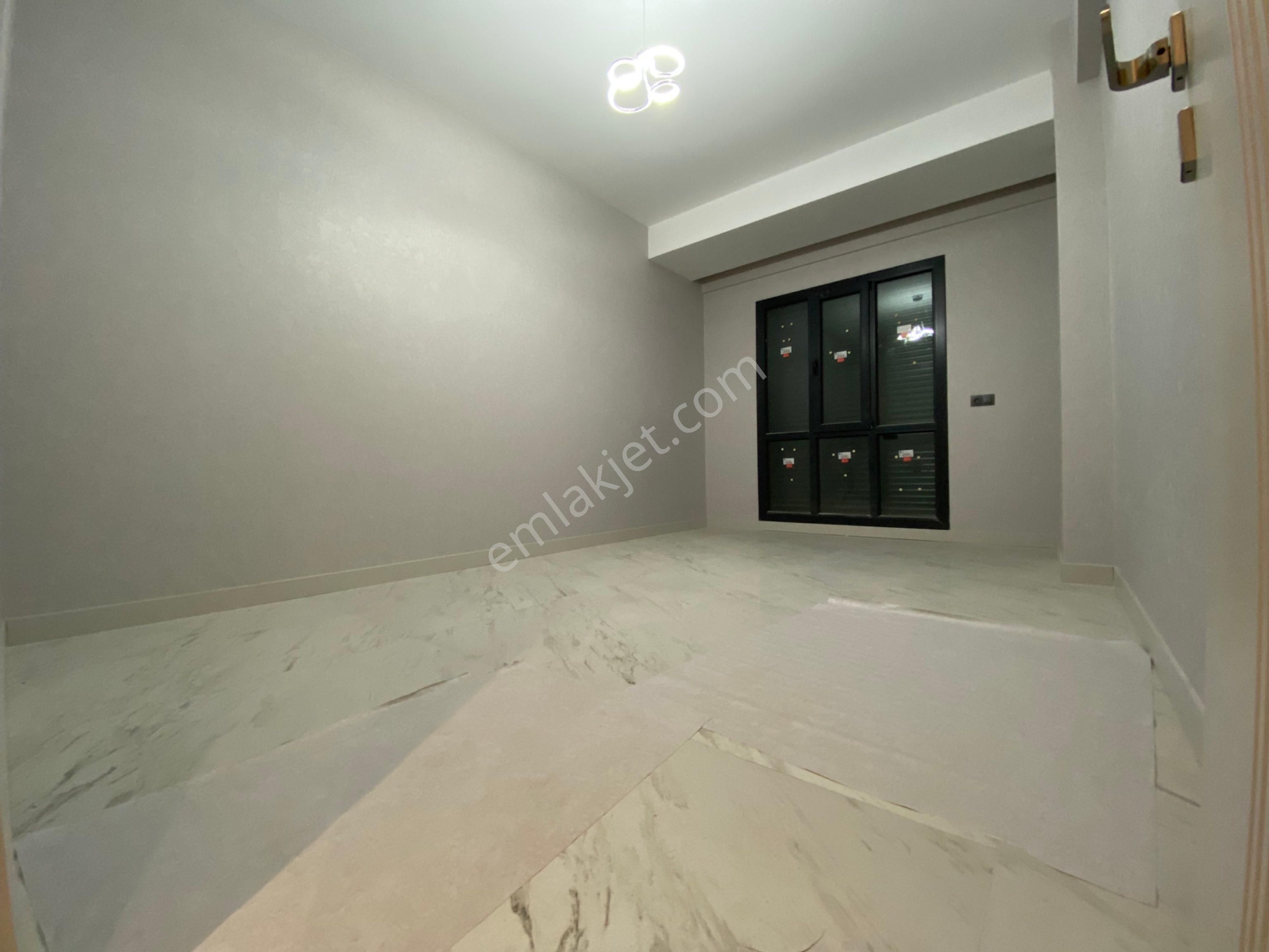 Engiz'den Ferhatlar Yakını 175m2 3+1 E.banyo+g.odalı Lüx Daire - Görsel 25