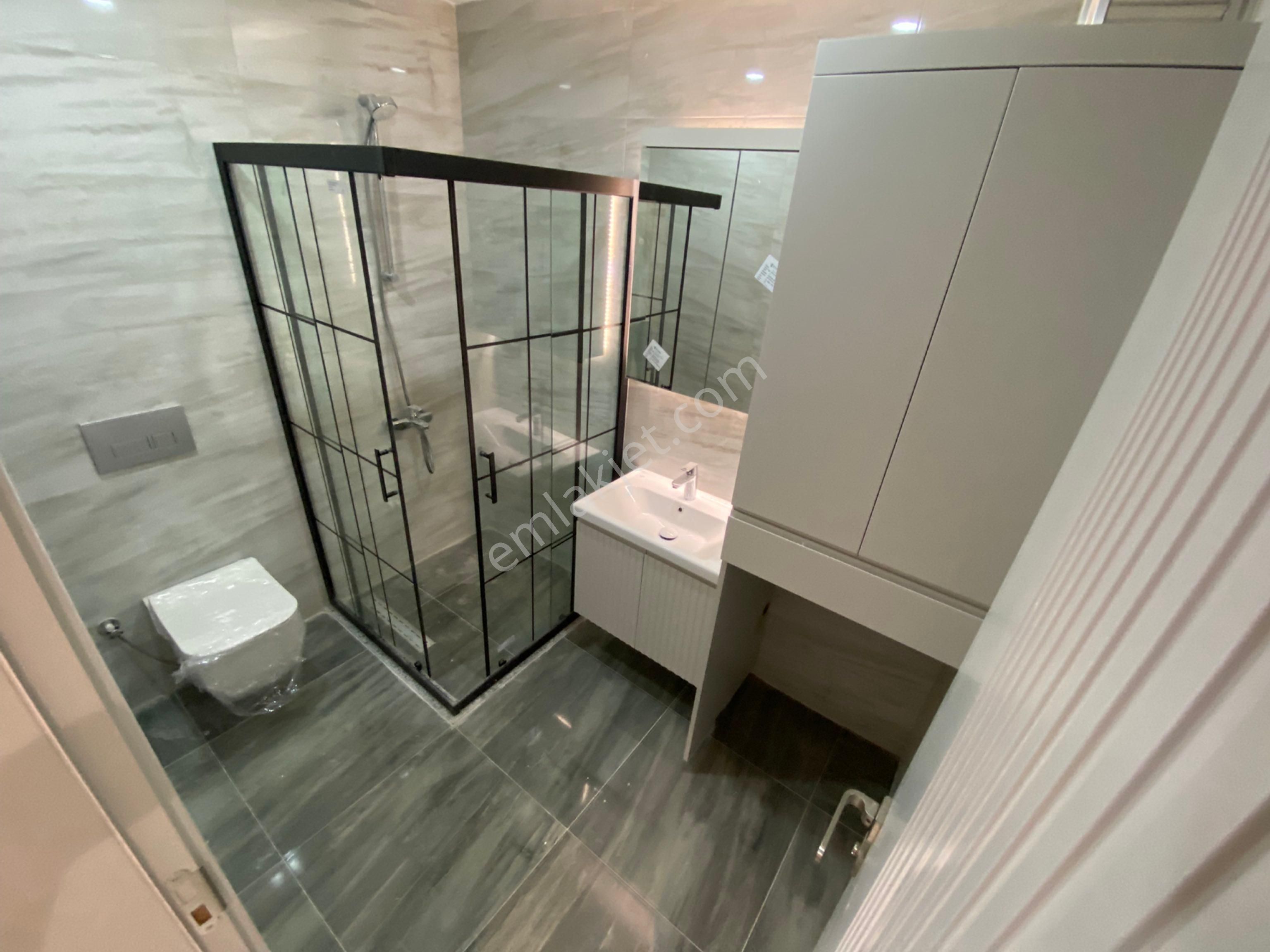 Engiz'den Ferhatlar Yakını 175m2 3+1 E.banyo+g.odalı Lüx Daire - Görsel 27