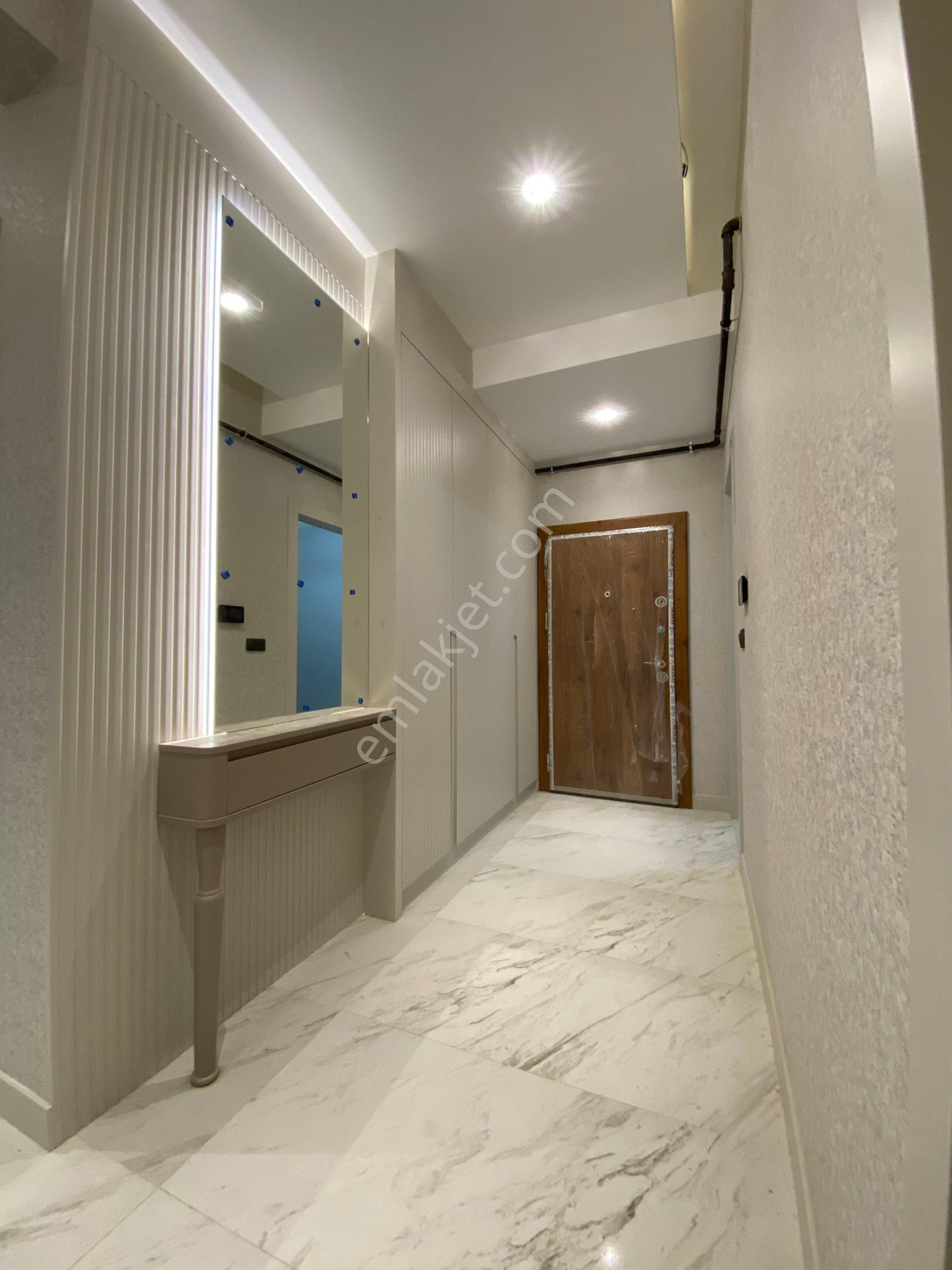 Engiz'den Ferhatlar Yakını 175m2 3+1 E.banyo+g.odalı Lüx Daire - Görsel 23