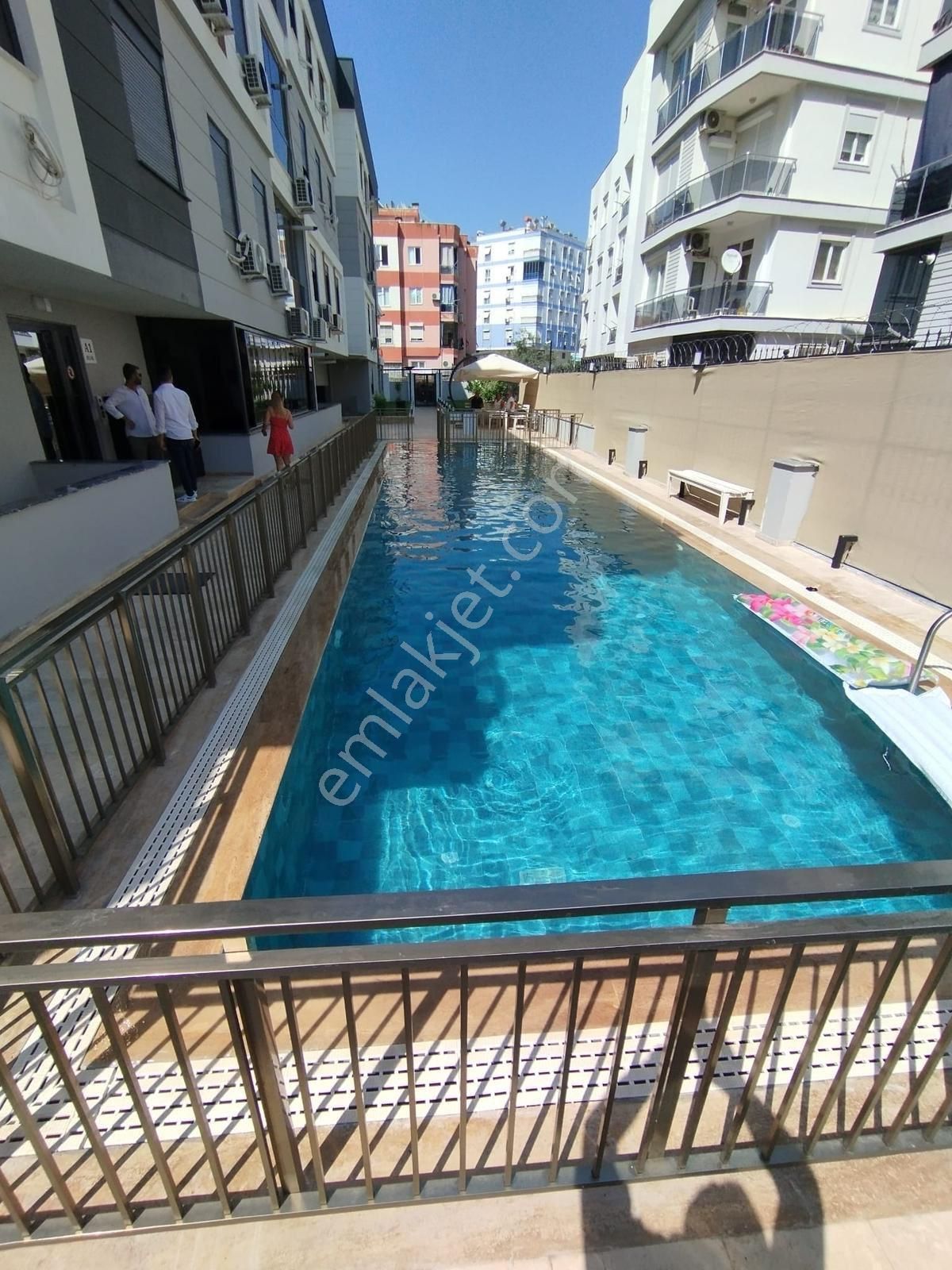 Antalya Kepez Sıfır Kat Seviyesinde Hazır Bitmiş Havuzlu 1+1 Satılık