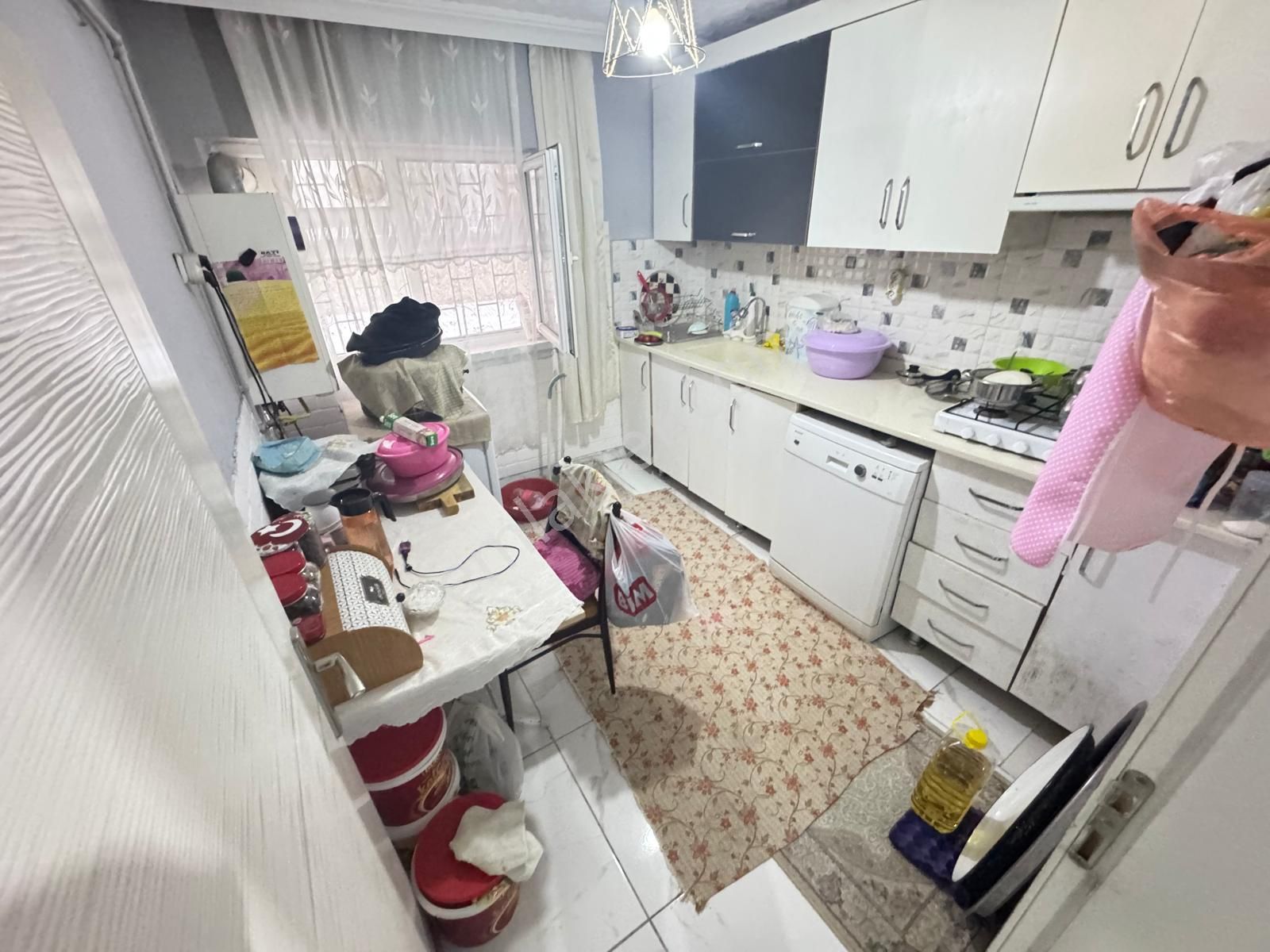 Sincan İstasyon Mah Bosna Cad Üzerinde Ful Yapılı 3+1 Daire
