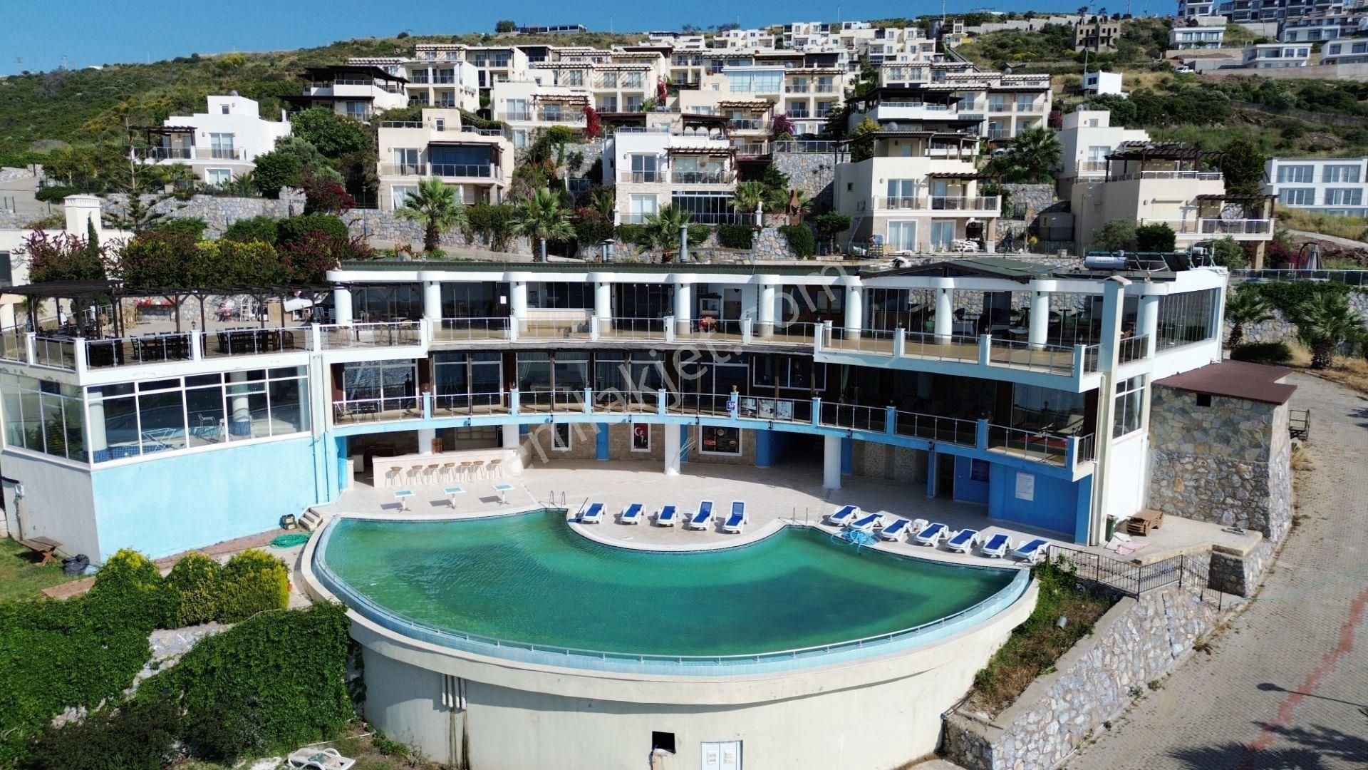 Adabükü Fcc'de Özel Plajlı, Havuzlu Sitede 2+1 Satılık Daire - Görsel 24