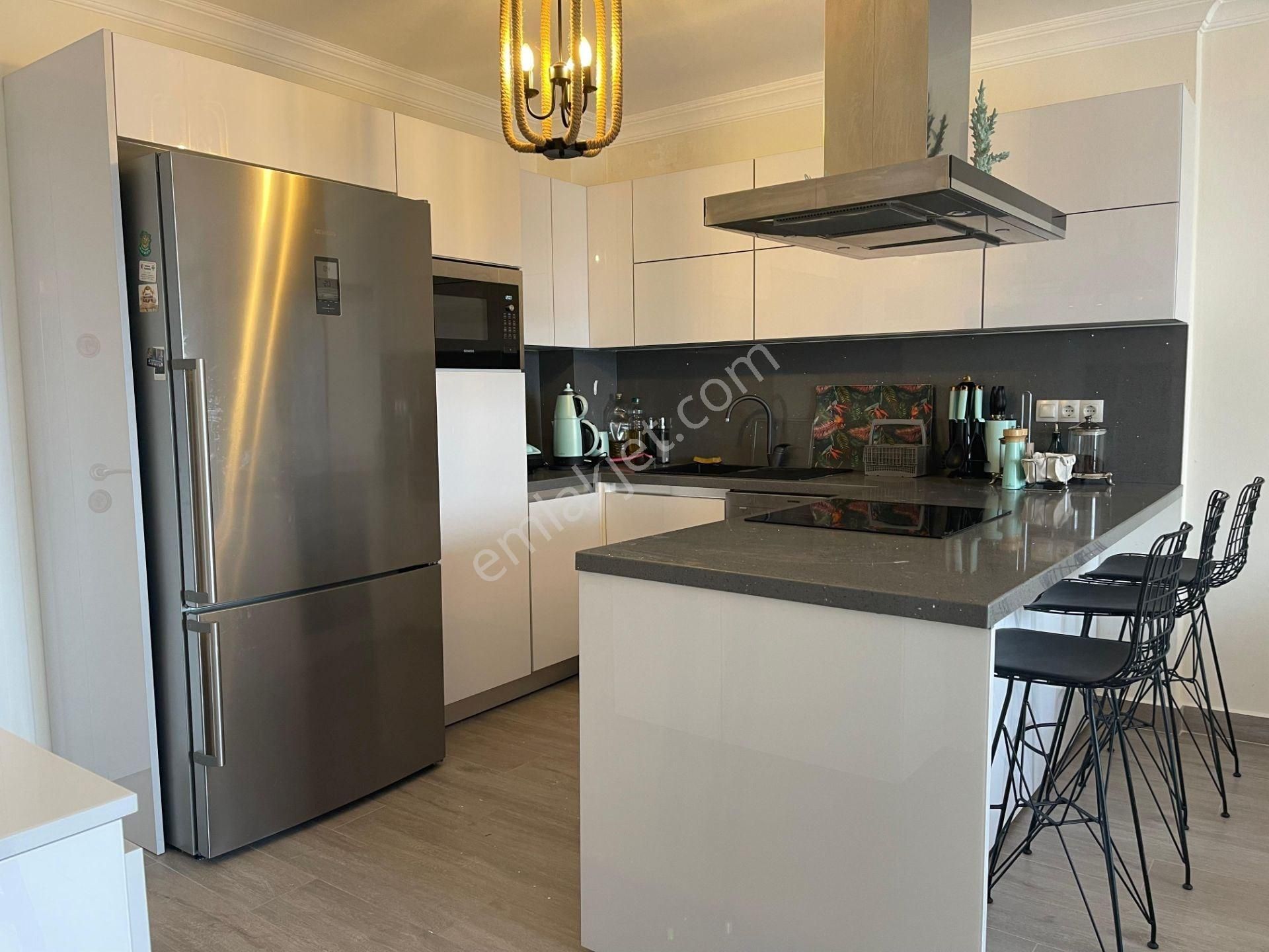 Adabükü Fcc'de Özel Plajlı, Havuzlu Sitede 2+1 Satılık Daire - Görsel 13