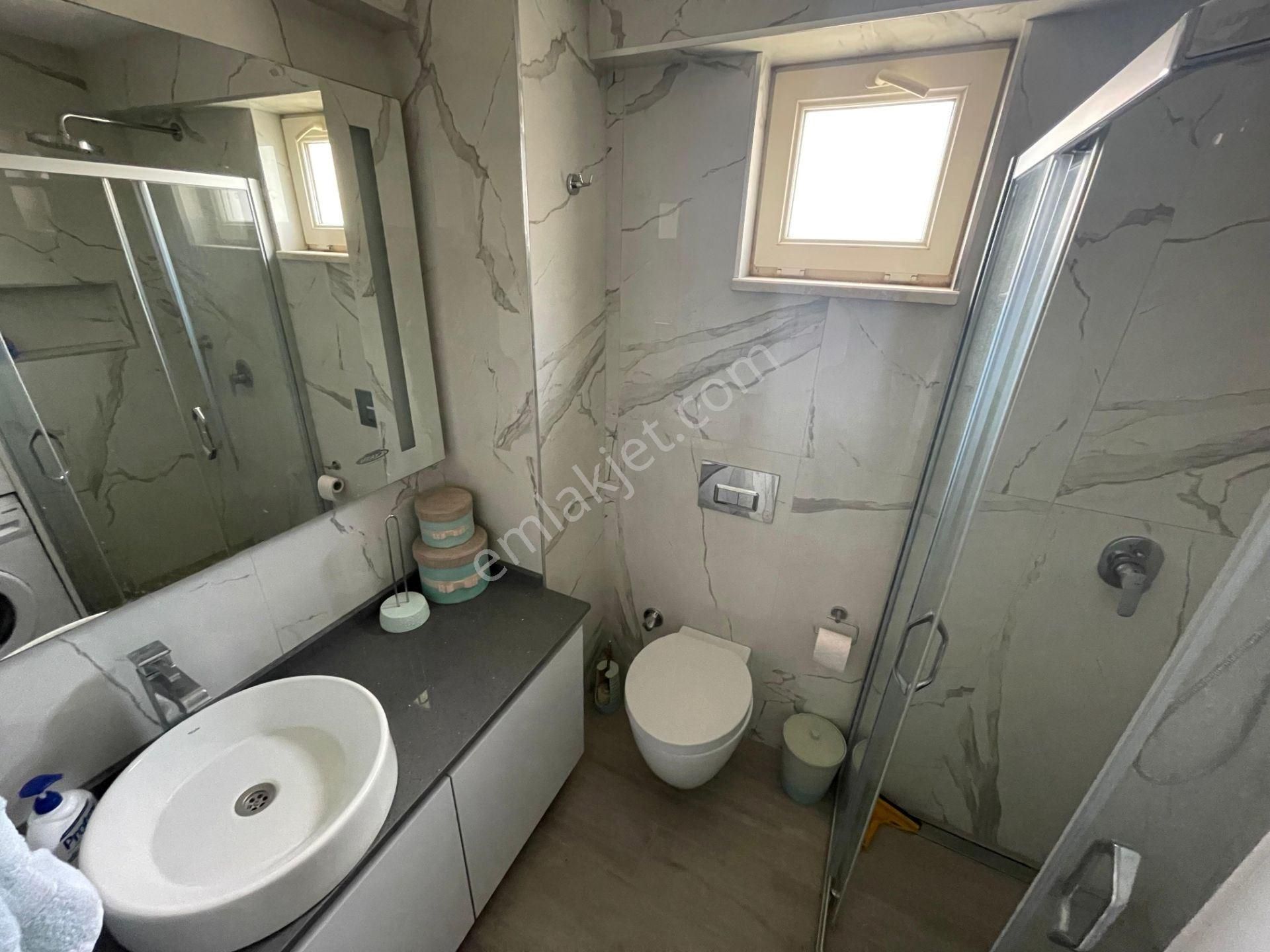 Adabükü Fcc'de Özel Plajlı, Havuzlu Sitede 2+1 Satılık Daire - Görsel 22