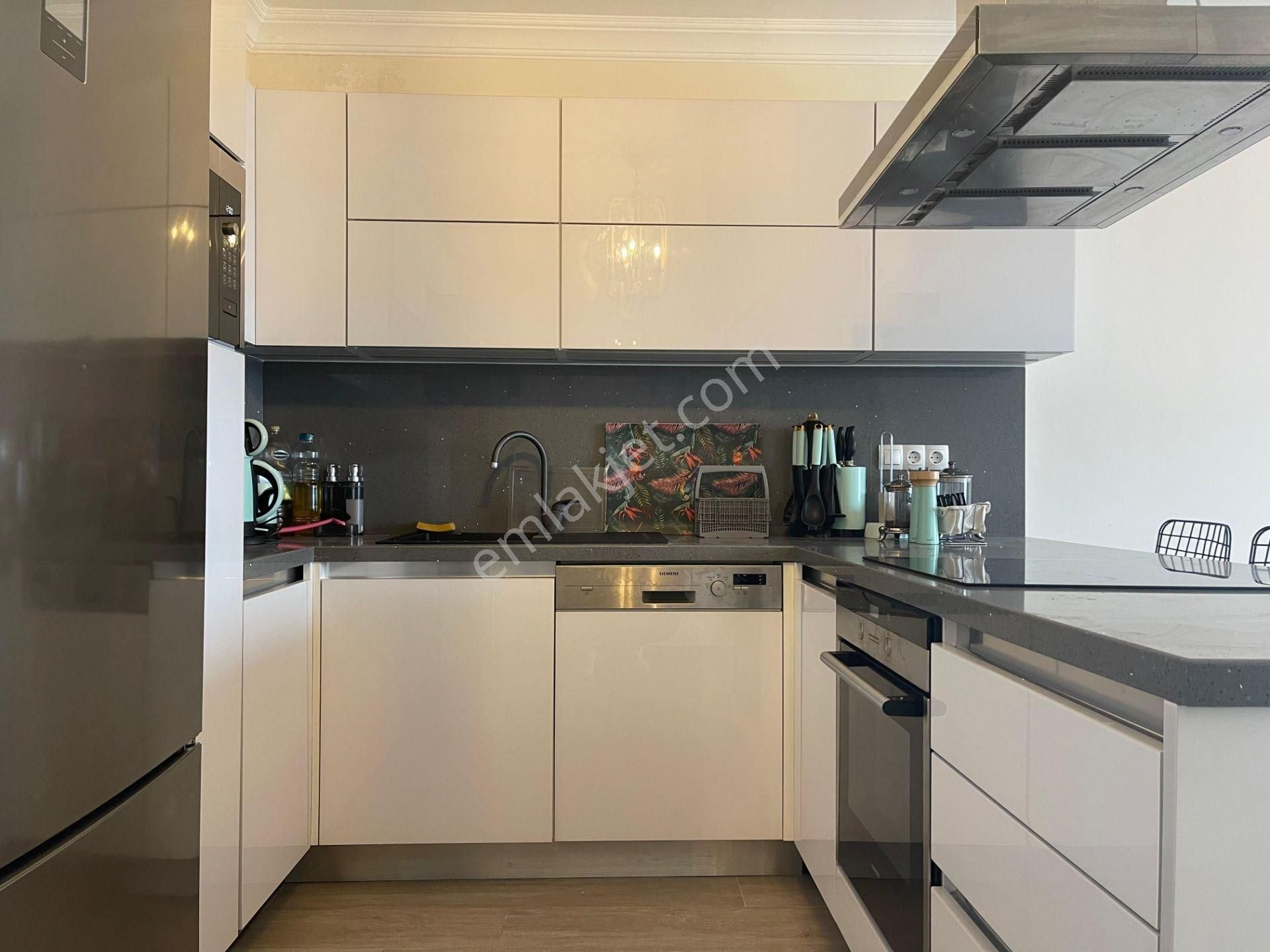 Adabükü Fcc'de Özel Plajlı, Havuzlu Sitede 2+1 Satılık Daire - Görsel 12