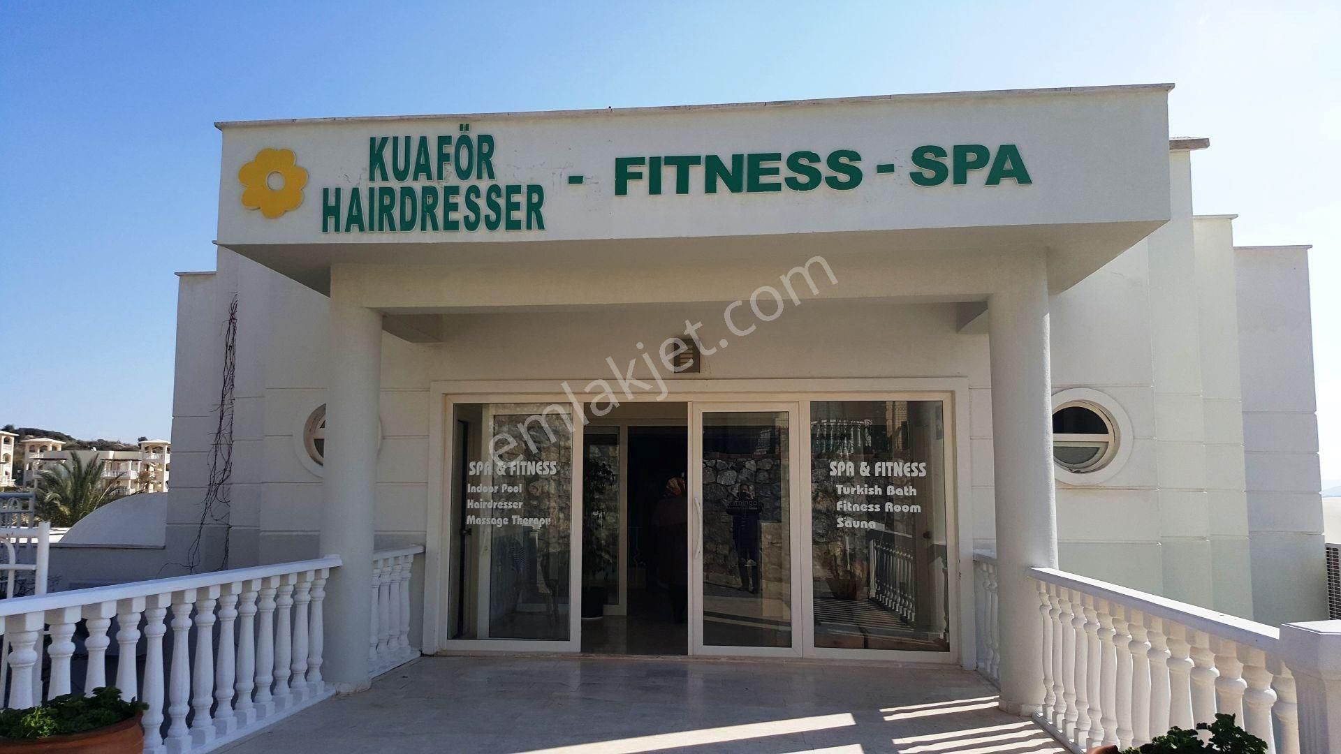 Adabükü Fcc'de Özel Plajlı, Havuzlu Sitede 2+1 Satılık Daire - Görsel 23