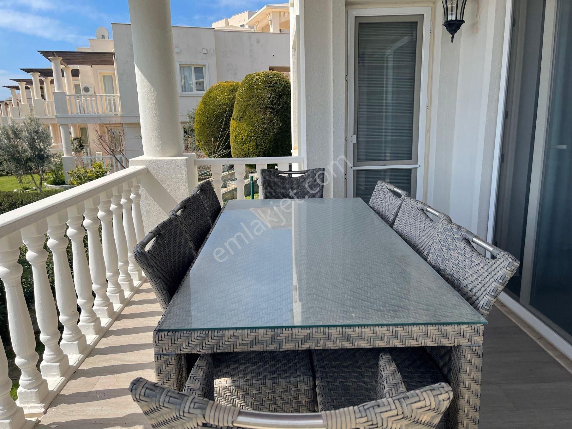 Adabükü Fcc'de Özel Plajlı, Havuzlu Sitede 2+1 Satılık Daire - Görsel 20