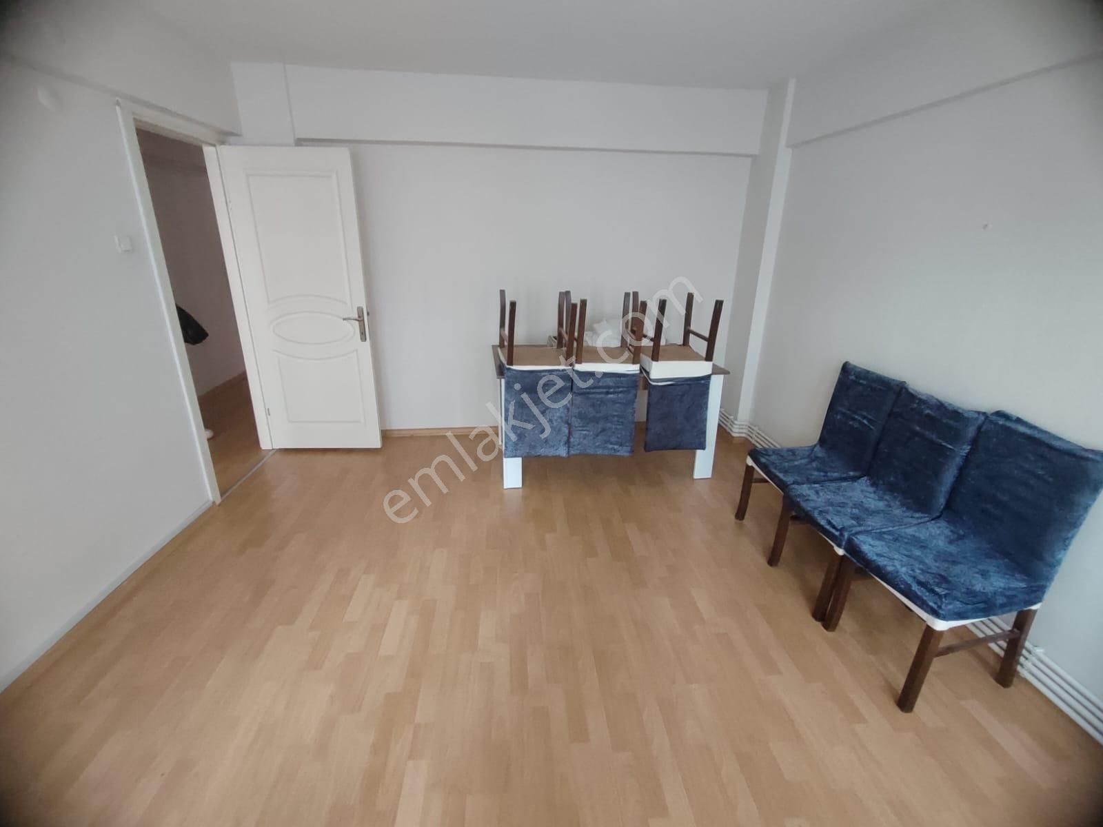 Ordu Caddesi Üzerinde 2+1 Doğalgazlı Ön Cephe Kiralık Daire