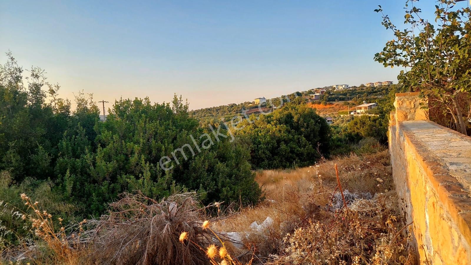 Didim Akyeniköy Mah Yeşiltepe Mevkisinde 700 M2 Villa Arsası