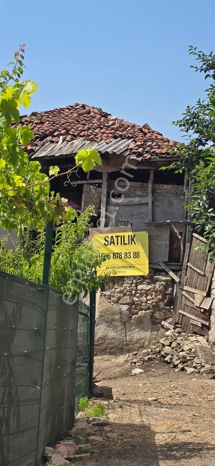 Bursa Nilüfer Dağyenicede Satılık Ahşap Ev Ve Arsa Fırsatı