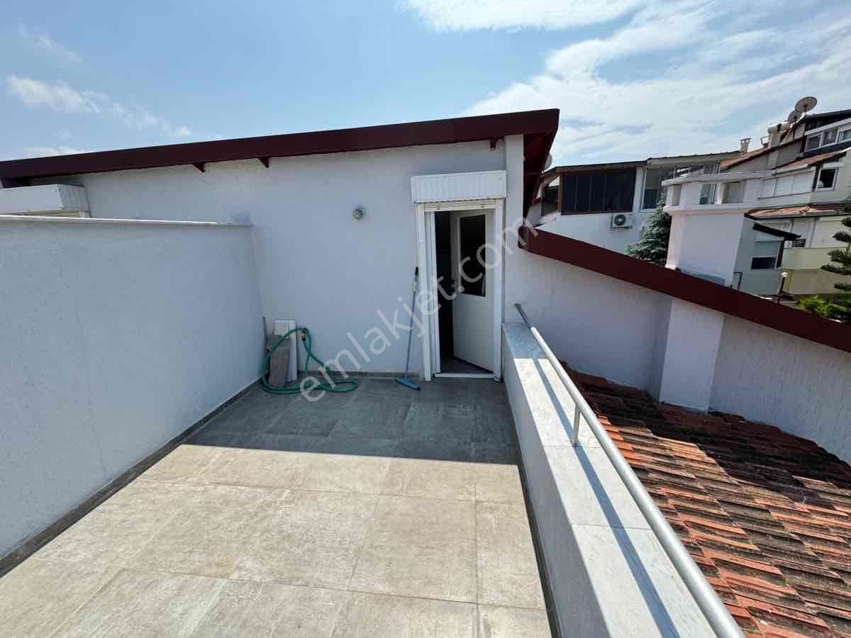 Deniz Manzaralı, Doğalgazlı Ve Bakımlı Villa - Görsel 24