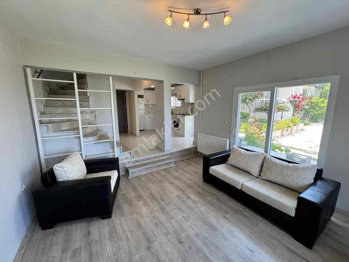 Deniz Manzaralı, Doğalgazlı Ve Bakımlı Villa - Görsel 7