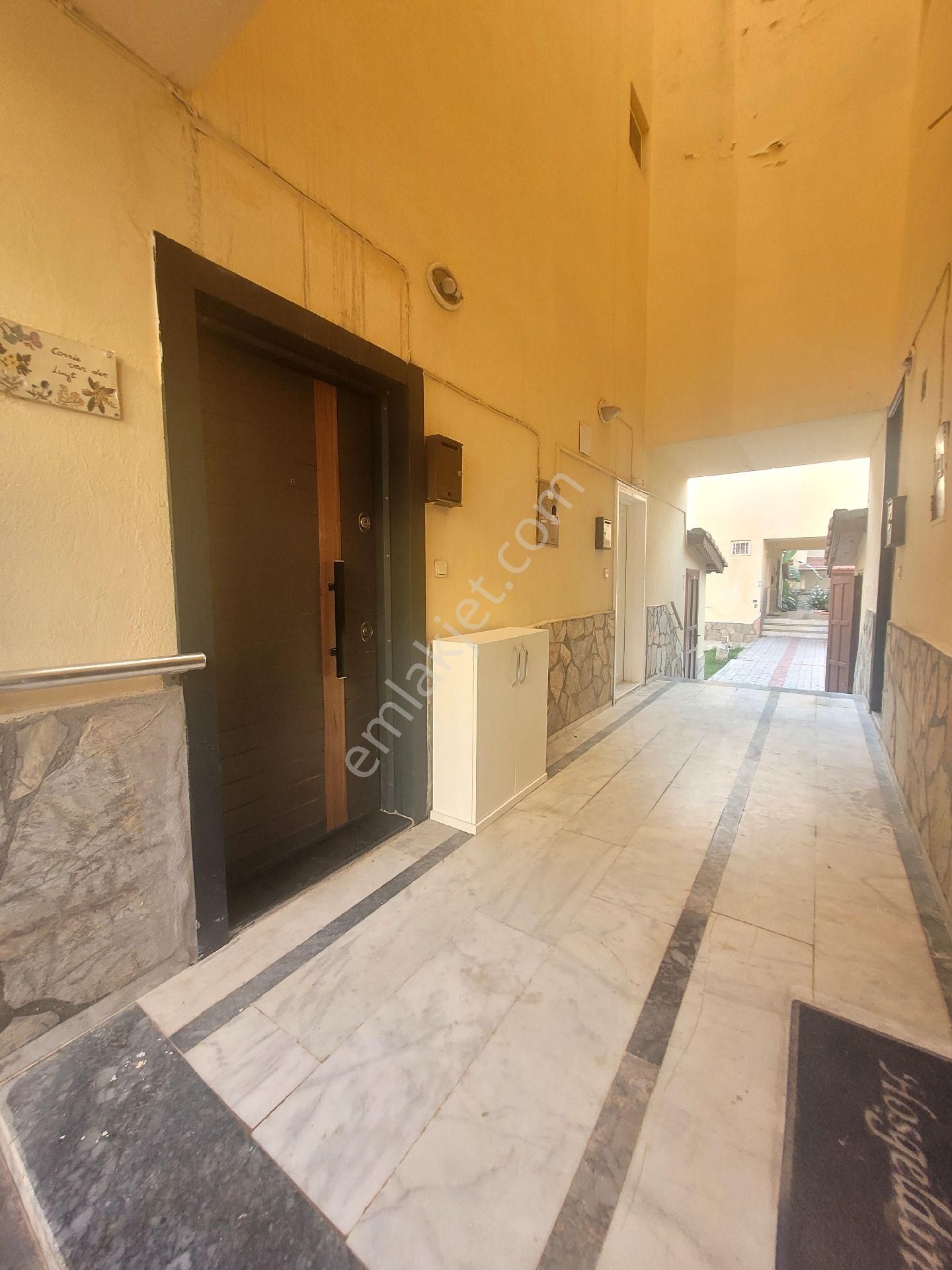 Konaklı Da Denize 400 Mt Site Satılık 2+1 Triplex Villa - Görsel 10