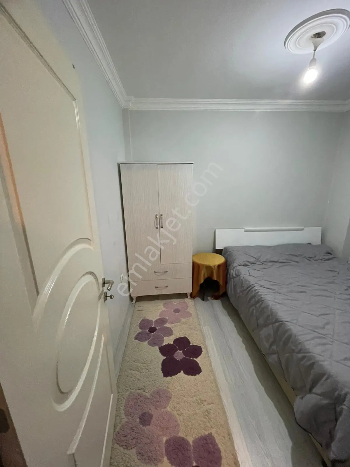 Yeniköyde Kiralık 1+1 Daire - Görsel 2